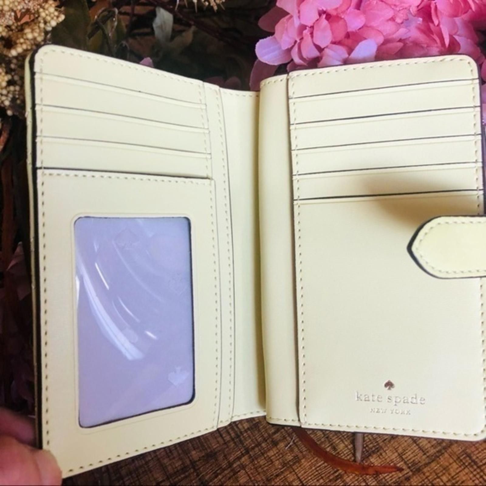 Designer Kate Spade Quilted Retro Wallet NWT Size ONE SIZE - 3 Thumbnail
