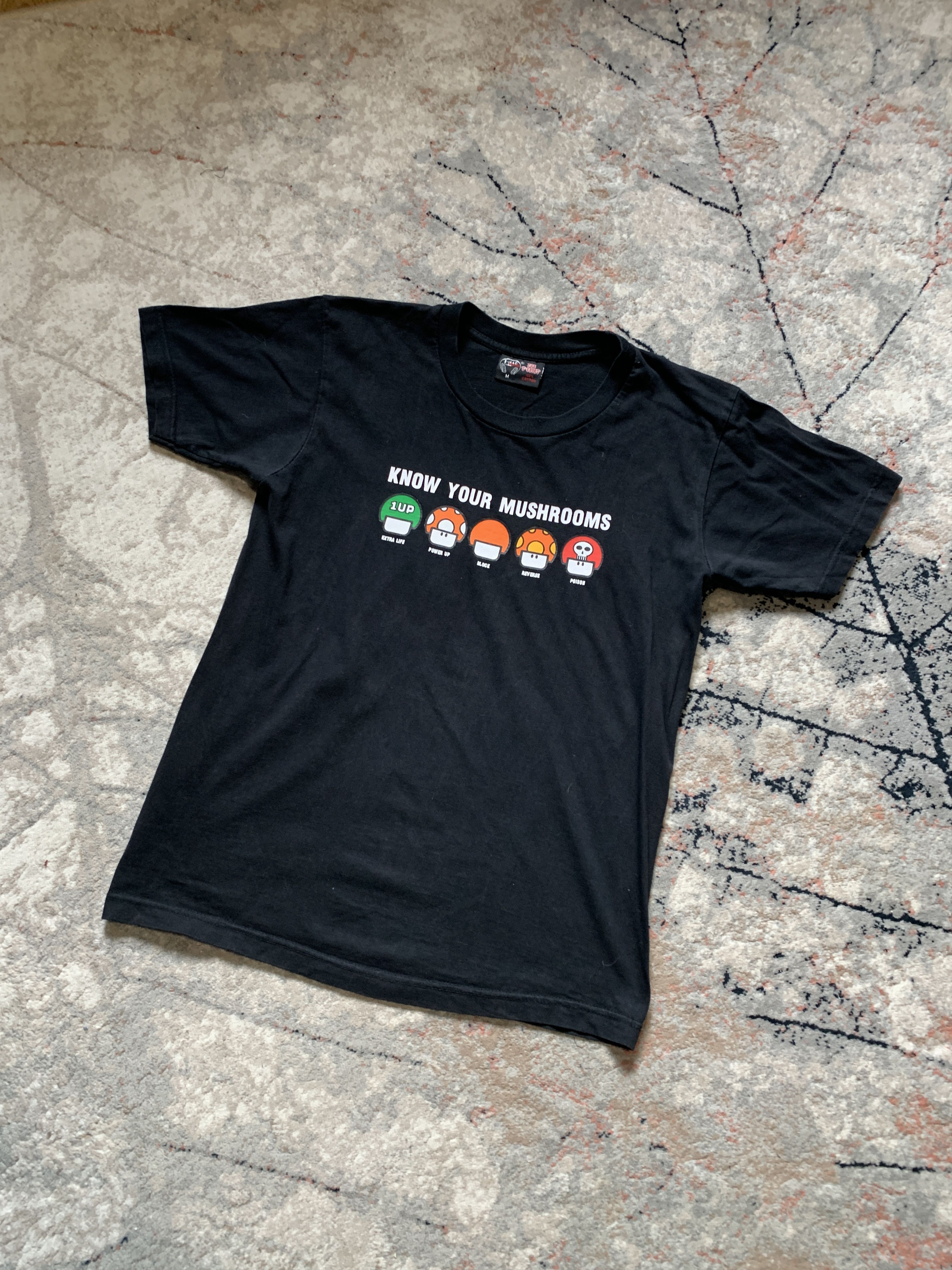 Vintage Nintendo Know Your Mushrooms Vintage Tee Size US M / EU 48-50 / 2 - 1 Thumbnail