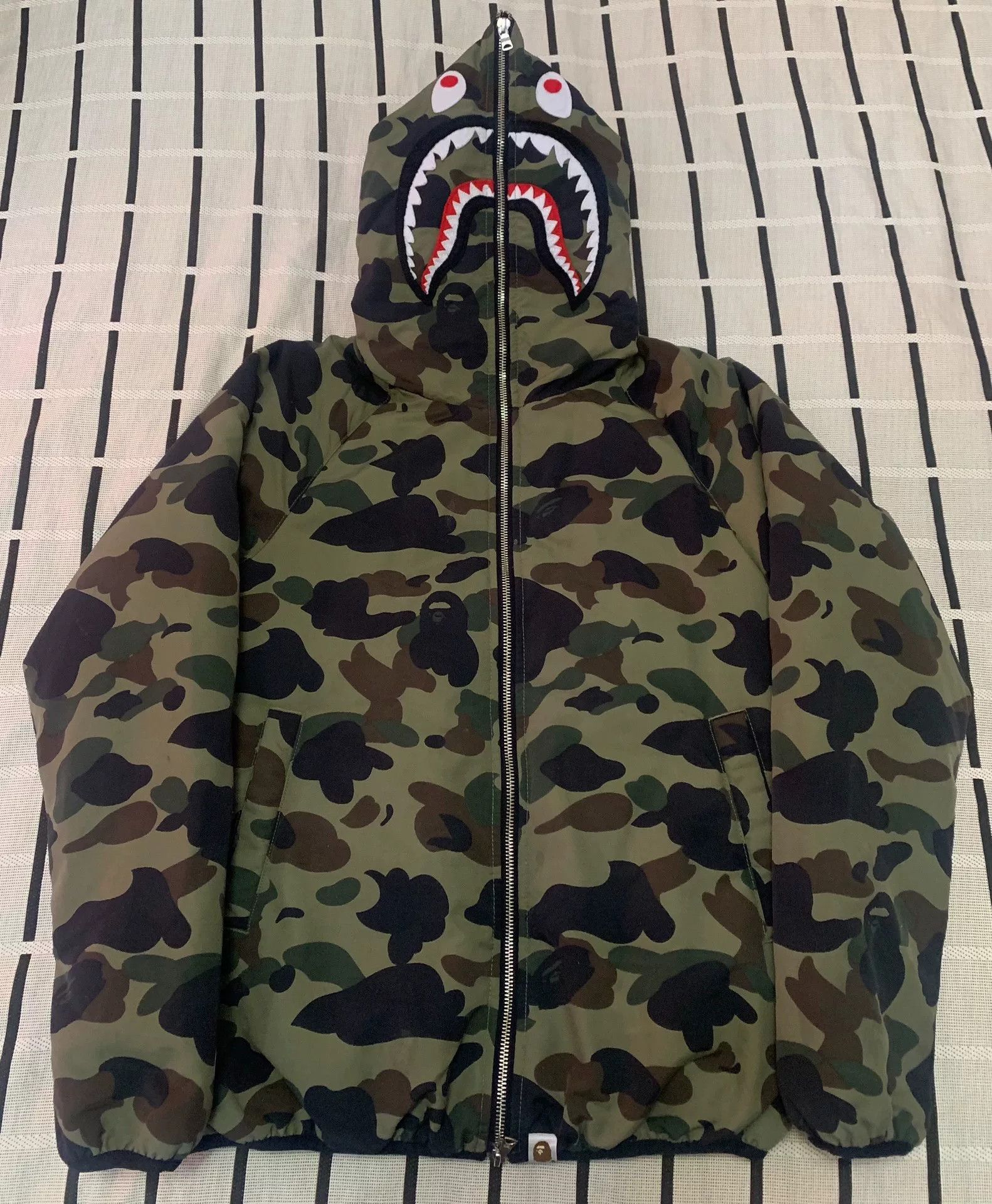 Bape Bape Down Camo Green Heavy Coat S Men Size US S / EU 44-46 / 1 - 1 Thumbnail