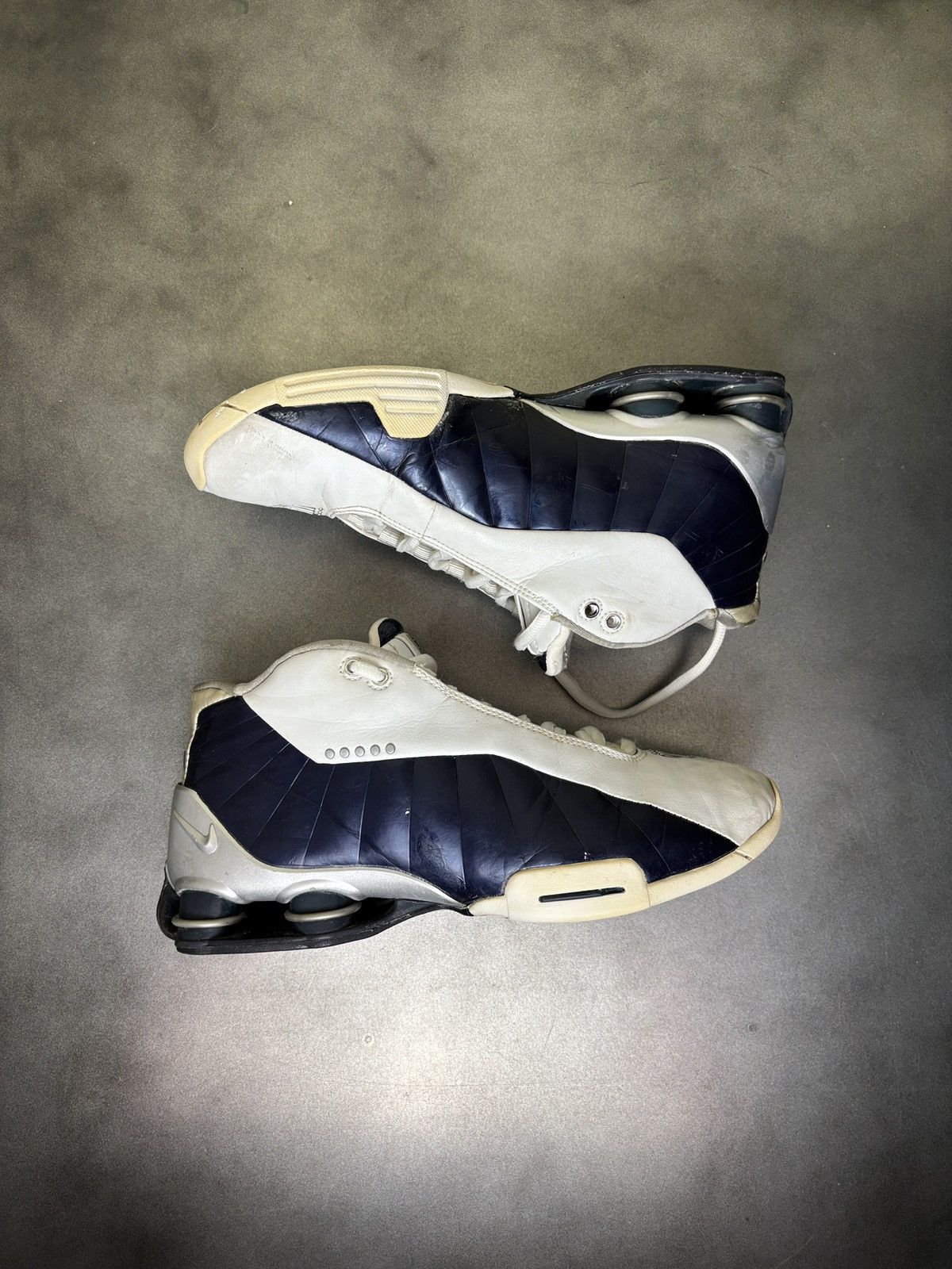 Nike × Vintage OG 2001 Nike Shox BB4 Vintage Nike Vince Carter Basketball Size US 10.5 / EU 43-44 - 1 Thumbnail