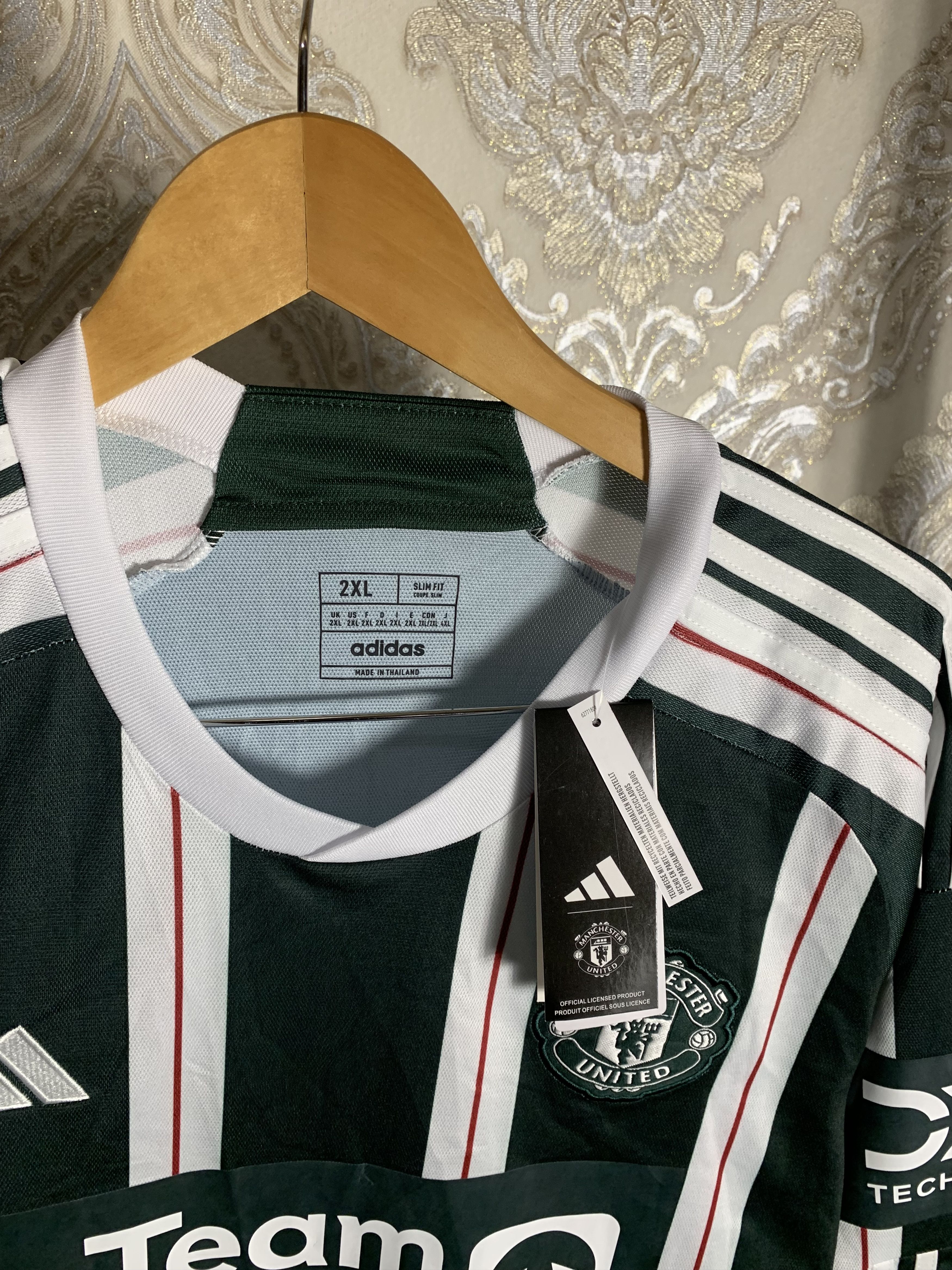 Vintage VERY RARE ADIDAS FC MANCHESTER UNITED ENGLAND SOCCER JERSEY Size US XXL / EU 58 / 5 - 3 Thumbnail