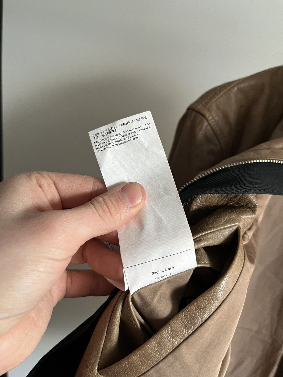Valentino Rare Valentino Garavani SS12 hidden hood lamb leather jacket Size US M / EU 48-50 / 2 - 14 Thumbnail