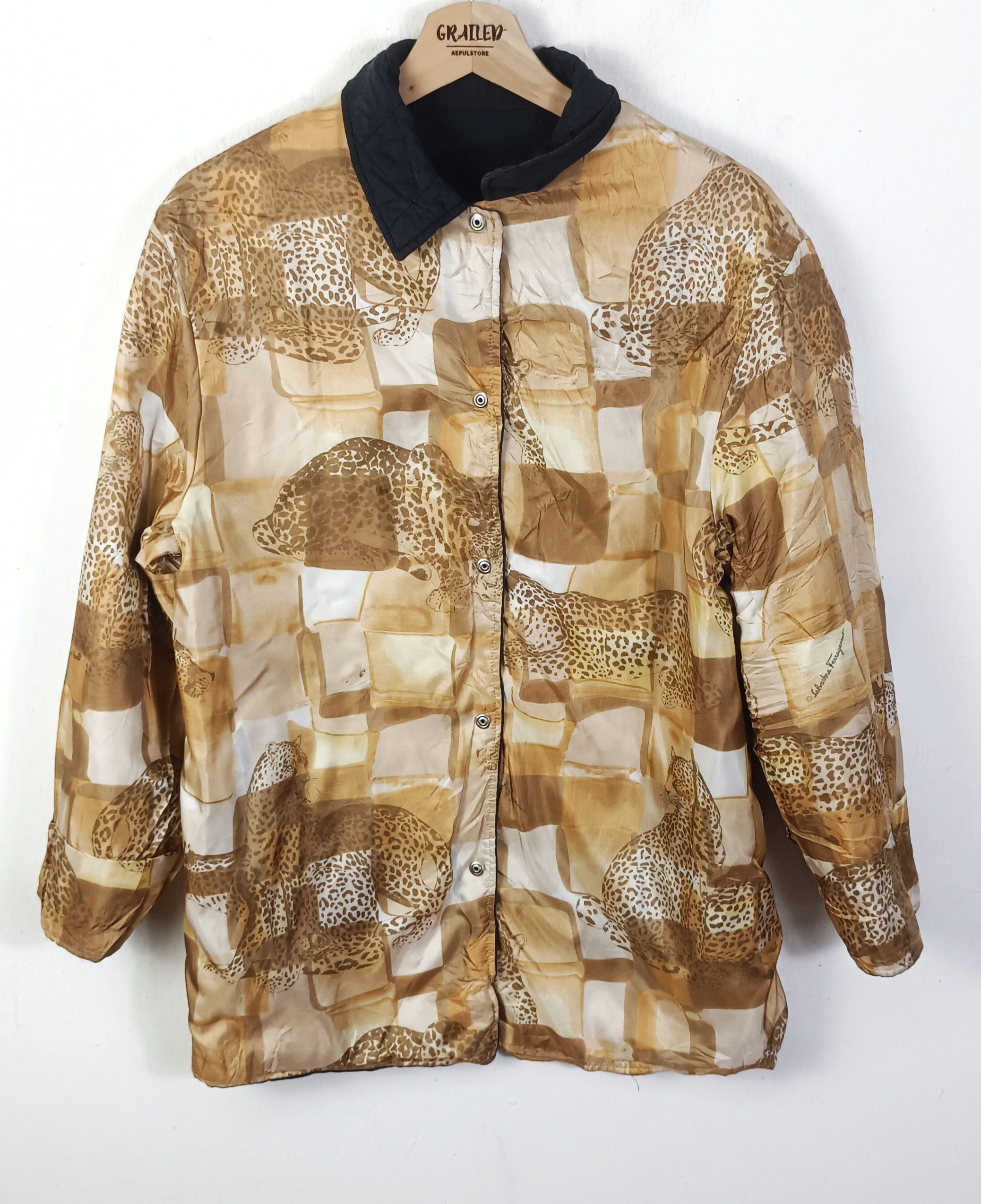 Salvatore Ferragamo Vintage Salvatore Ferragamo Leopard Silk Quilted Jacket Size US M / EU 48-50 / 2 - 1 Thumbnail