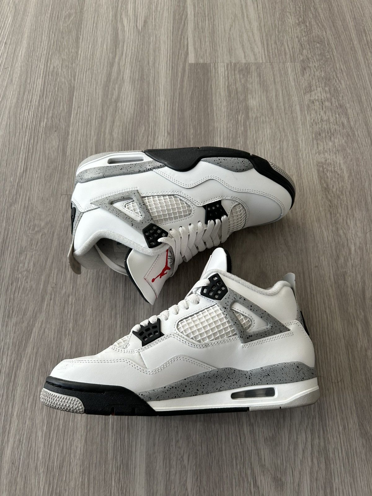 Jordan Brand Air Jordan Retro 4 White Cement 2025 Size 7 Size US 7 / EU 40 - 2 Thumbnail