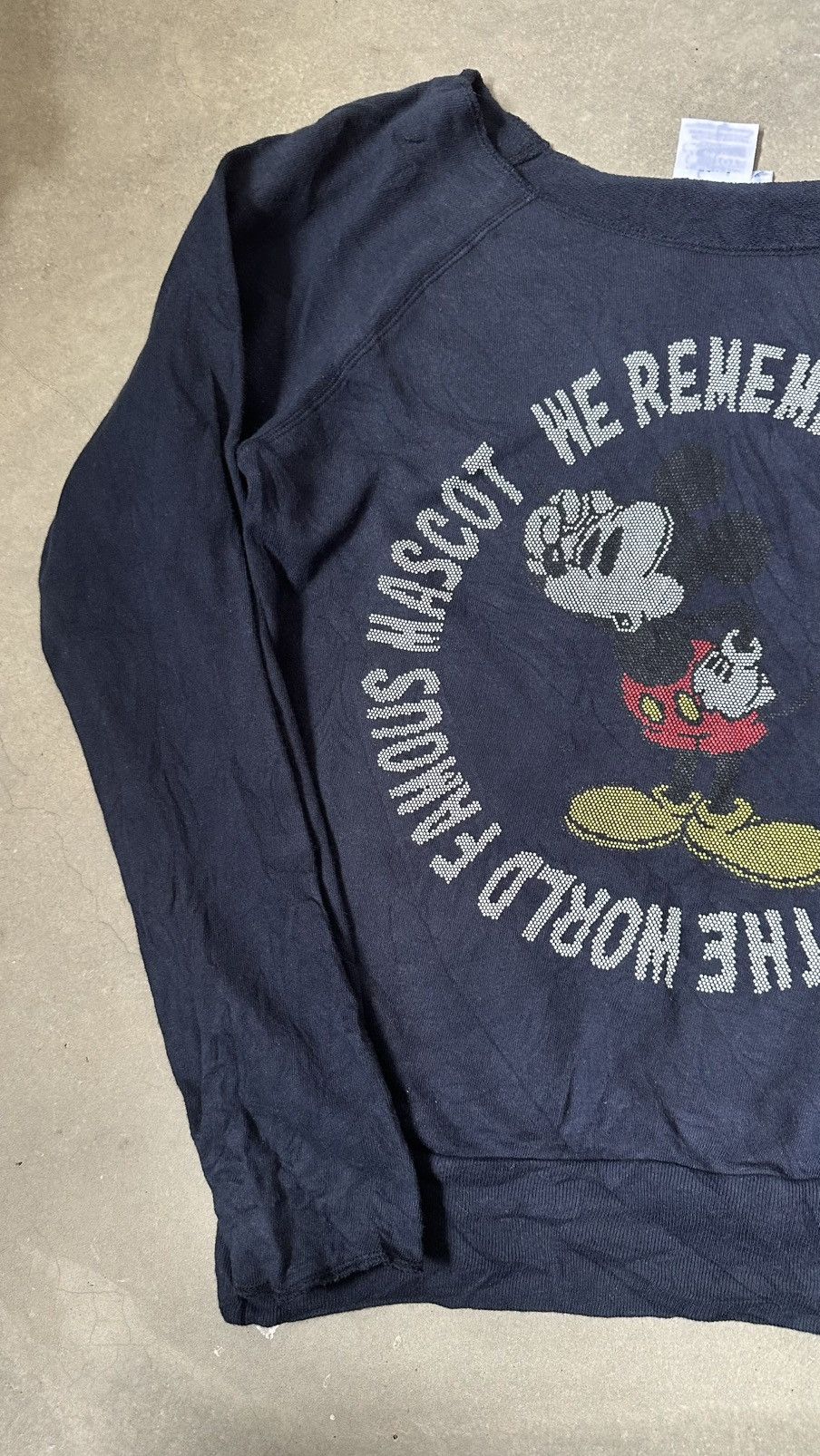 Disney VINTAGE MICKEY MOUSE PLASTIC TOYS SWEATSHIRT Size US M / EU 48-50 / 2 - 4 Thumbnail