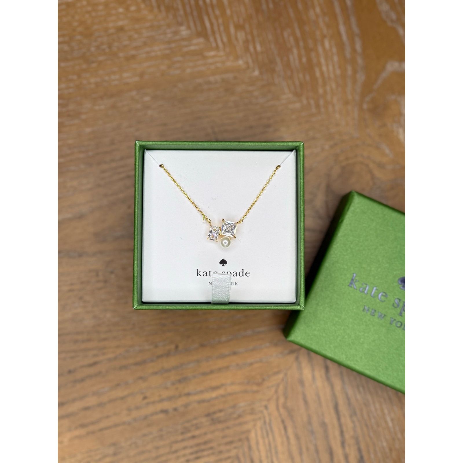 Kate Spade Kate Spade New York Gold Tone Crystal Pearl Necklace Size ONE SIZE - 1 Thumbnail