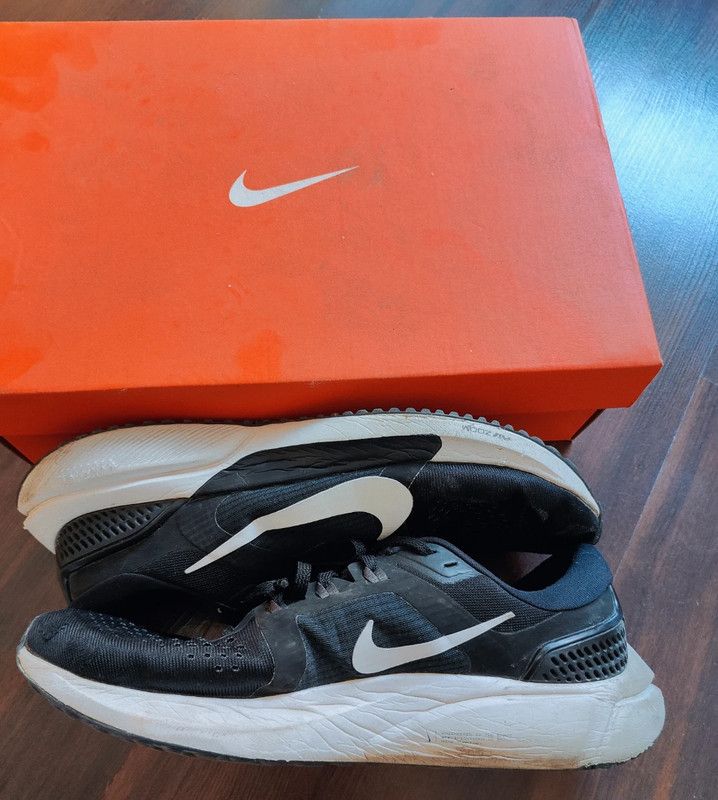 Nike Nike Air Zoom Vomero 15 Nike Running 43 EU 8,5 UK 9,5 US Size US 9.5 / EU 42-43 - 5 Thumbnail