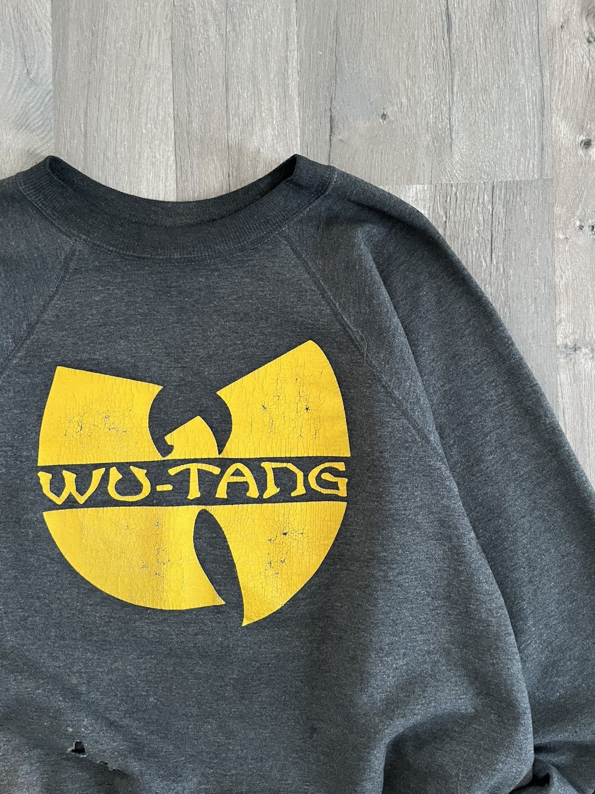 Wu-Tang Clan Vintage 90s Wu Tang Crewneck Sweatshirt Size US L / EU 52-54 / 3 - 3 Thumbnail