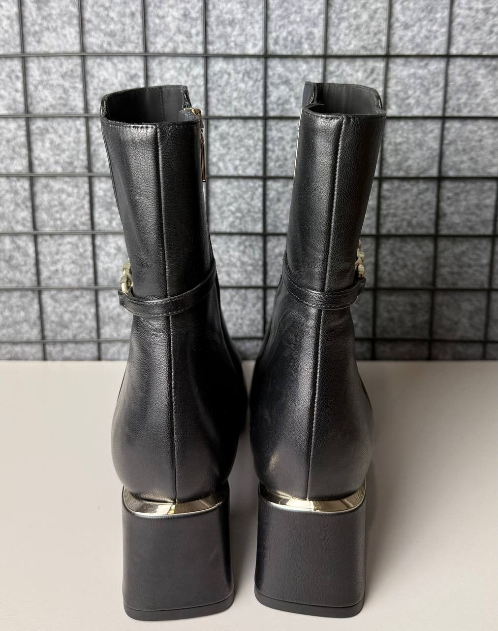 Leather Aigner Ankle Leather Boots wmns Size US 11 / IT 41 - 8 Thumbnail