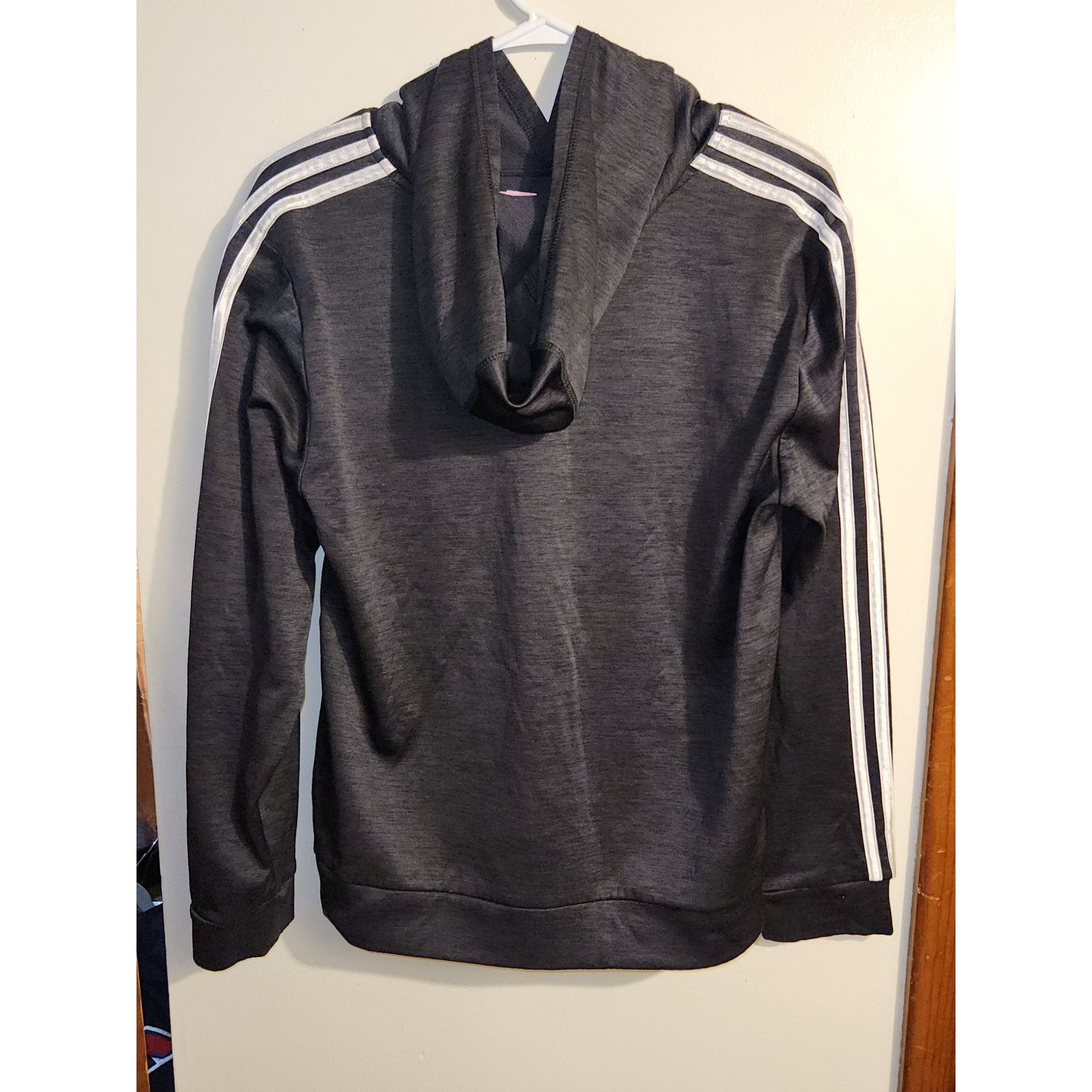 Adidas Adidas Pullover Hoodie Boys XL Women's S (18-20) Black Fade Size S / US 4 / IT 40 - 7 Thumbnail