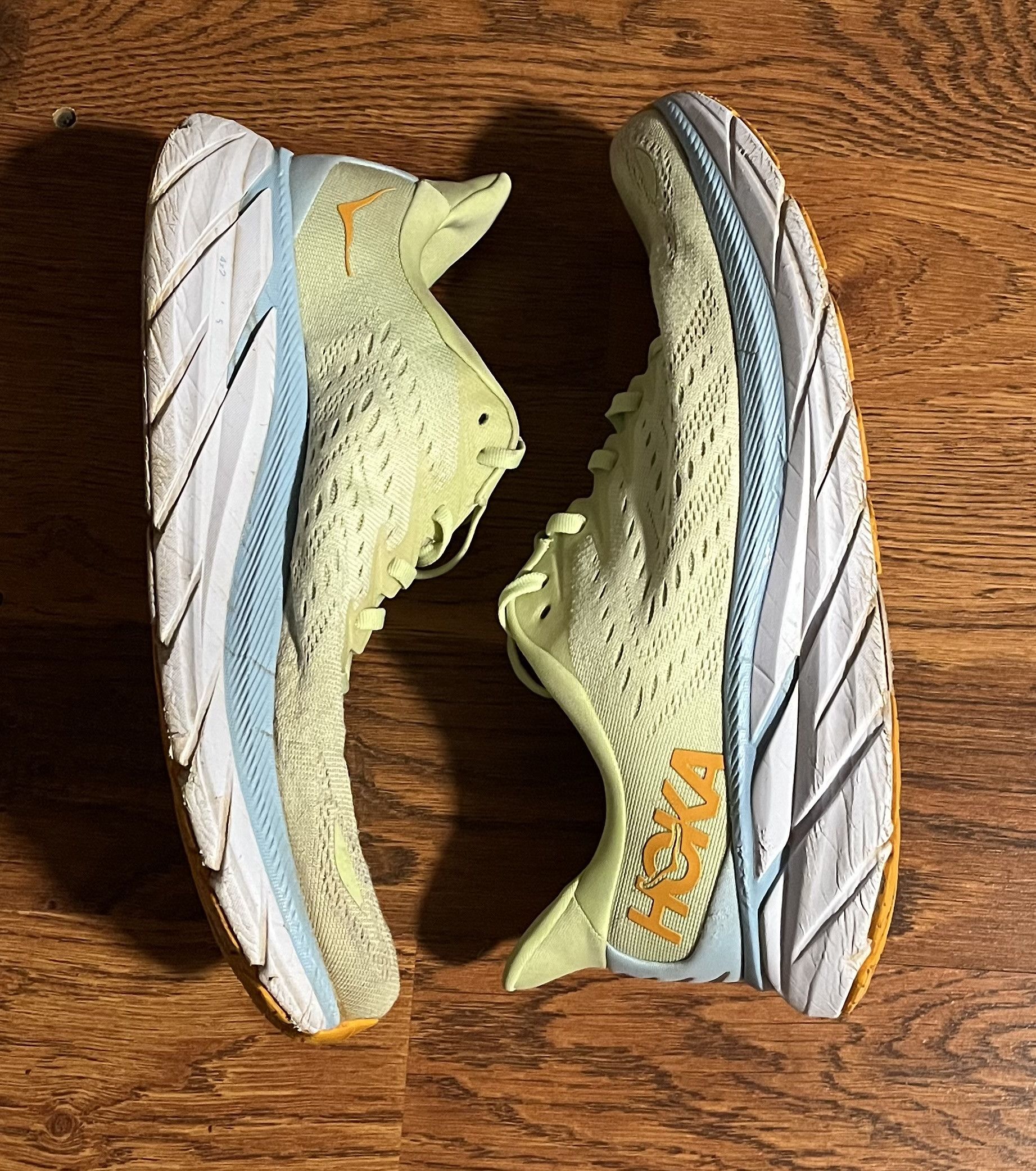 Hoka Hoka One One Clifton 8 Running Shoes Size US 10 / EU 43 - 3 Thumbnail