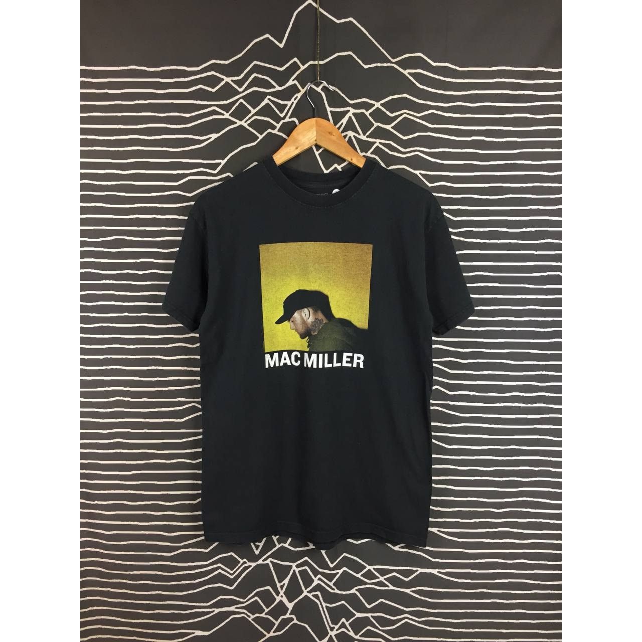 Band Tees Mac Miller 2018 Side Profile Graphic Hip Hop Rap Tees Size US M / EU 48-50 / 2 - 2 Thumbnail