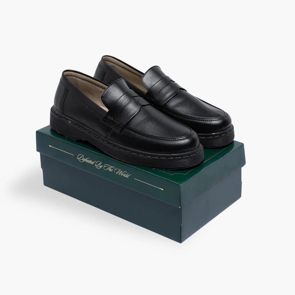 Genuine Leather Silane Loafer Shoes Leather Black Size US 10 / EU 43 - 5 Thumbnail