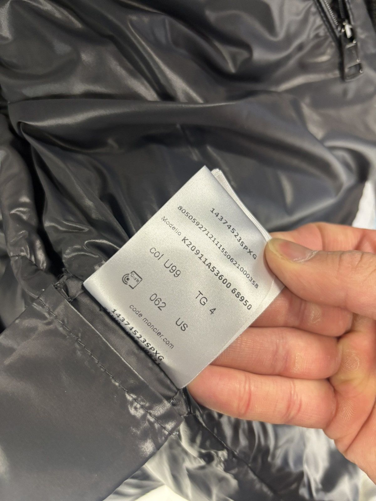 Moncler Moncler Maya Giubbotto jacket size 4 black Size US L / EU 52-54 / 3 - 14 Thumbnail