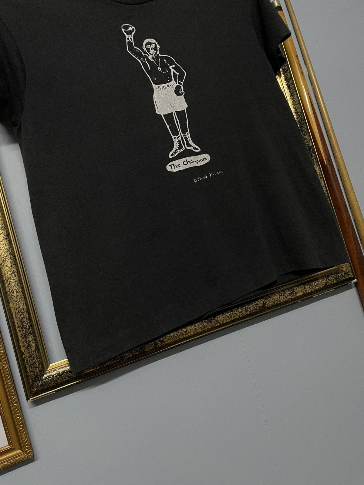 Vintage Vintage 90s Janet Milner Art Boxing Barry Single Stitch Tee Size US L / EU 52-54 / 3 - 5 Thumbnail