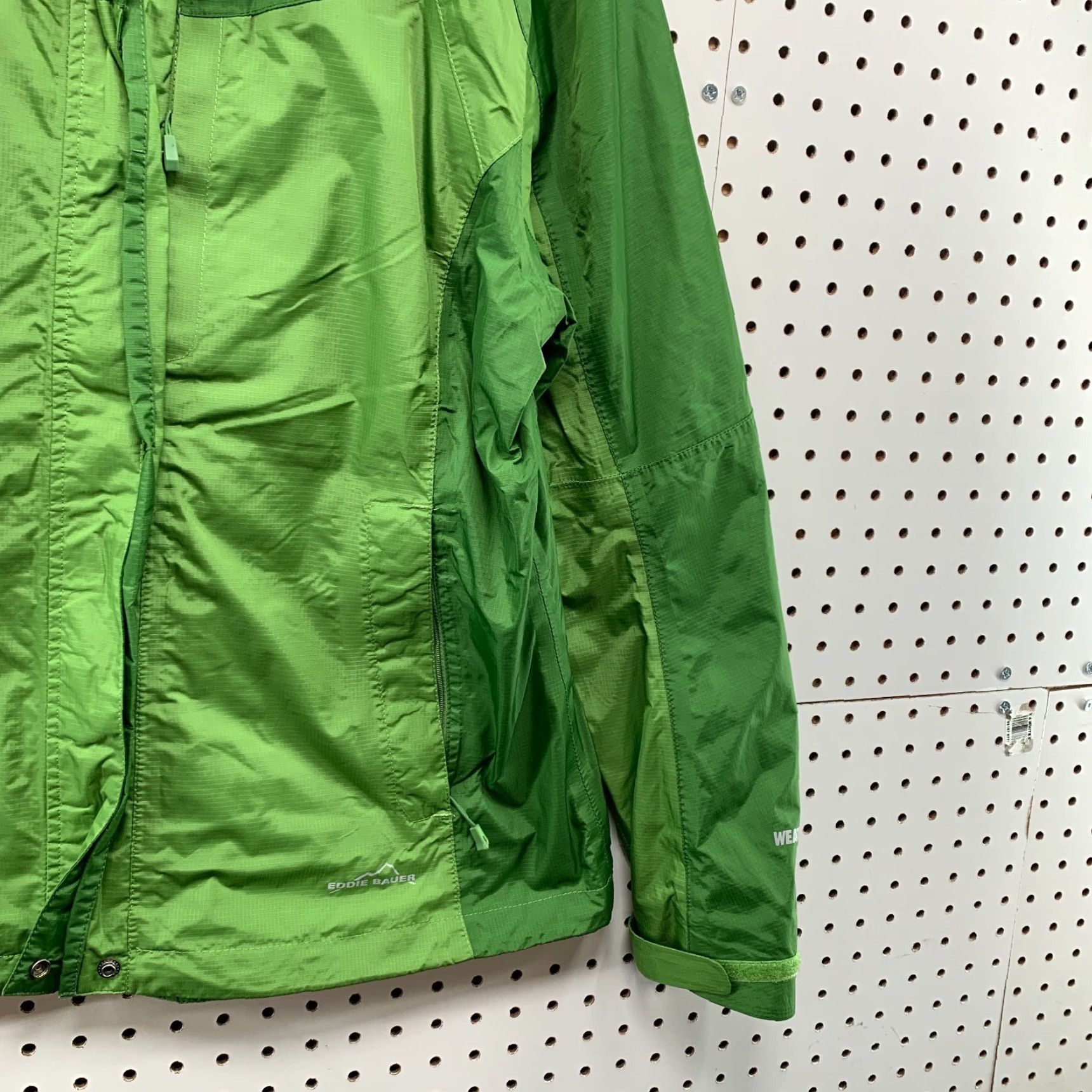 Eddie Bauer Eddie Bauer Weather Edge Windbreaker Jacket Women L Green 100% Nylon Windbreaker Weather Edge Eddie Bauer Women L Green Jacket Size L / US 10 / IT 46 - 6 Thumbnail