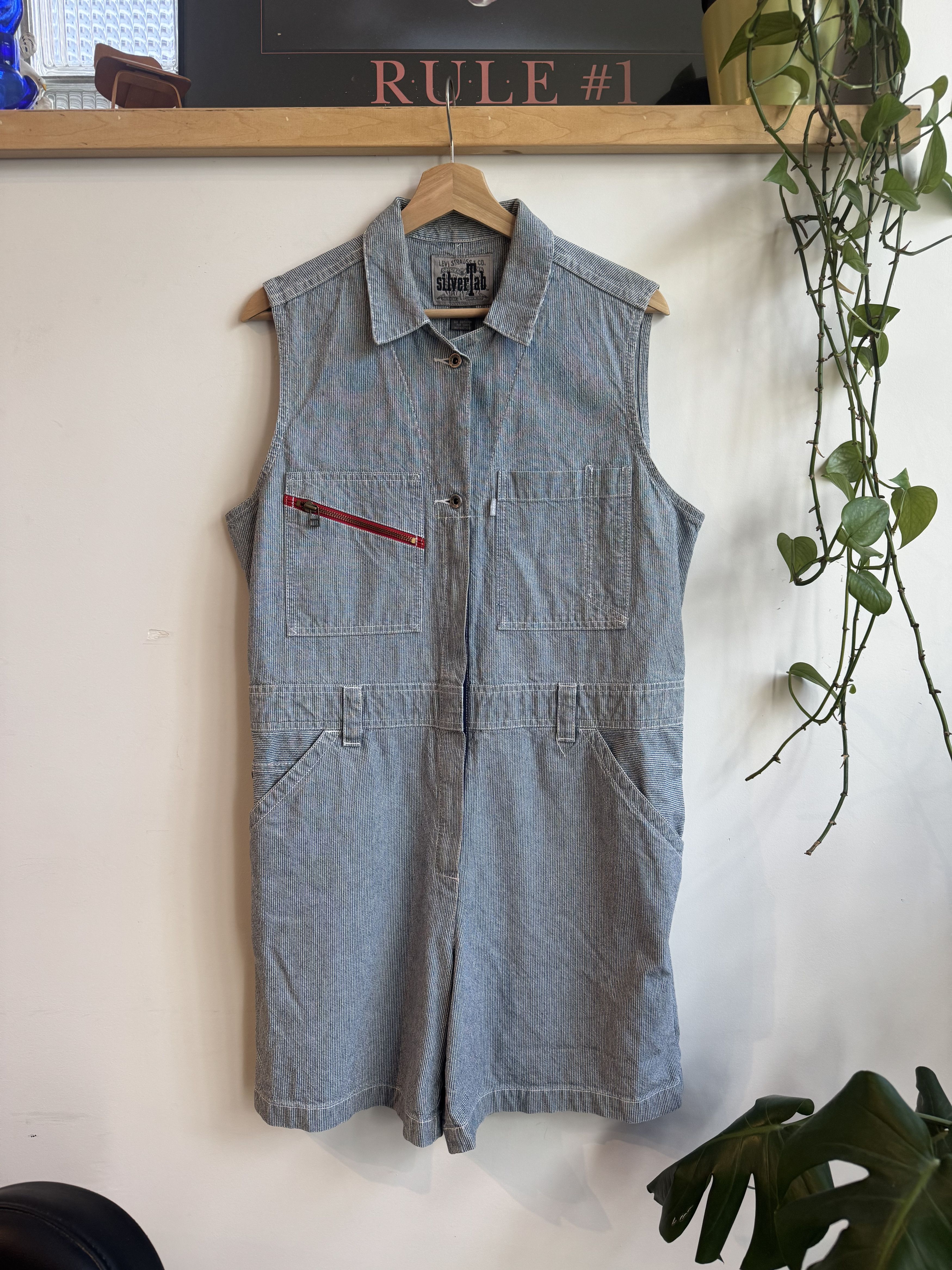 Levi's y2k Levis Silver Tab Overall Shorts Size L Size US L / EU 52-54 / 3 - 1 Thumbnail