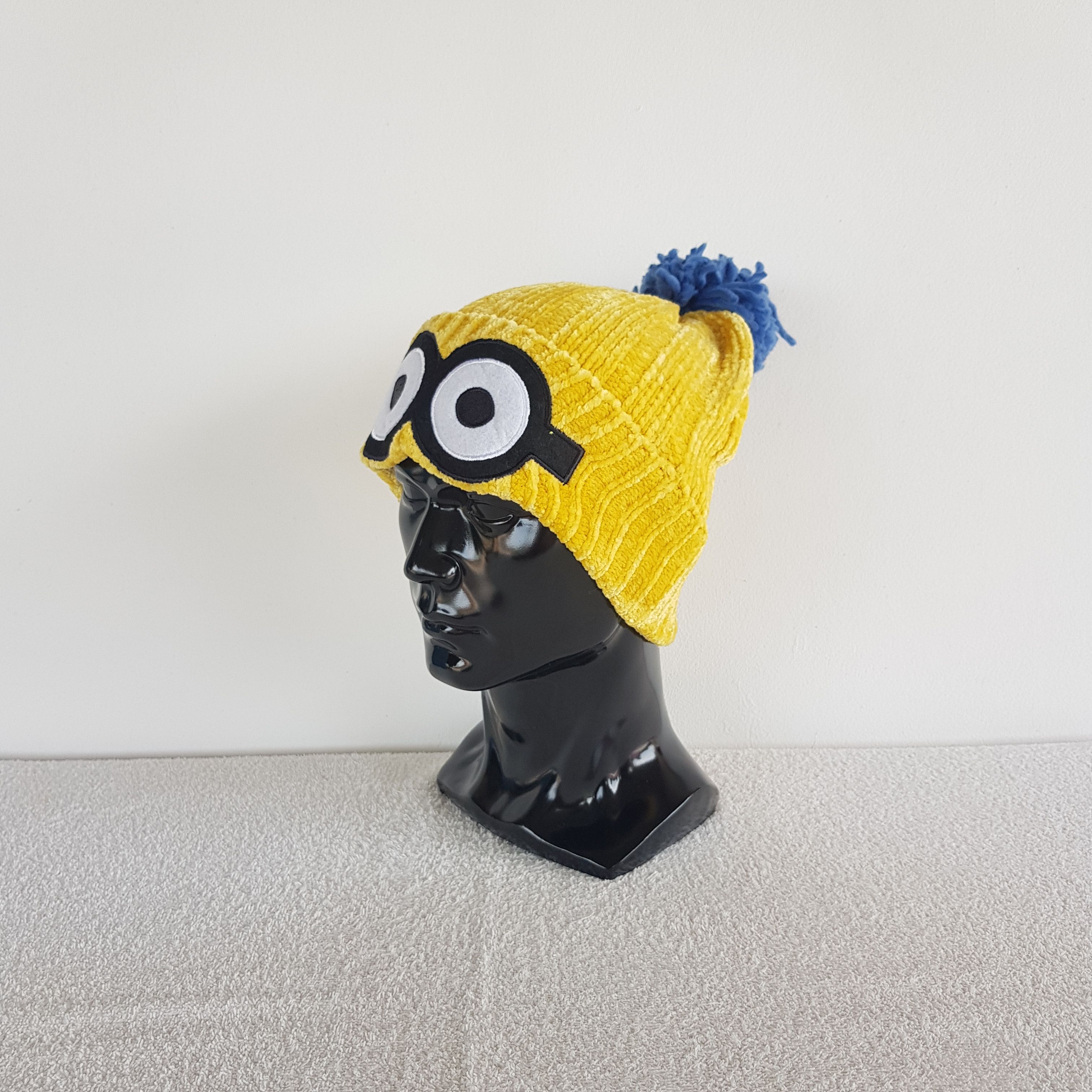 Other Vintage Minion Beanie Eye Pom Pom Ribbed Knit Snow Caps Hats Size ONE SIZE - 1 Thumbnail