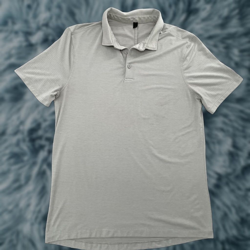 Lululemon VINTAGE Lululemon Polo Shirt Men Large Gray Tech Short Sleeve Activewear Logo 2010s Size US L / EU 52-54 / 3 - 1 Thumbnail