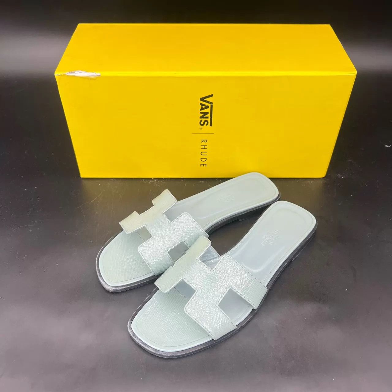 Hermes Hermès Oran slipper Ocean Green 37 Size US 6.5 / IT 36.5 - 1 Thumbnail