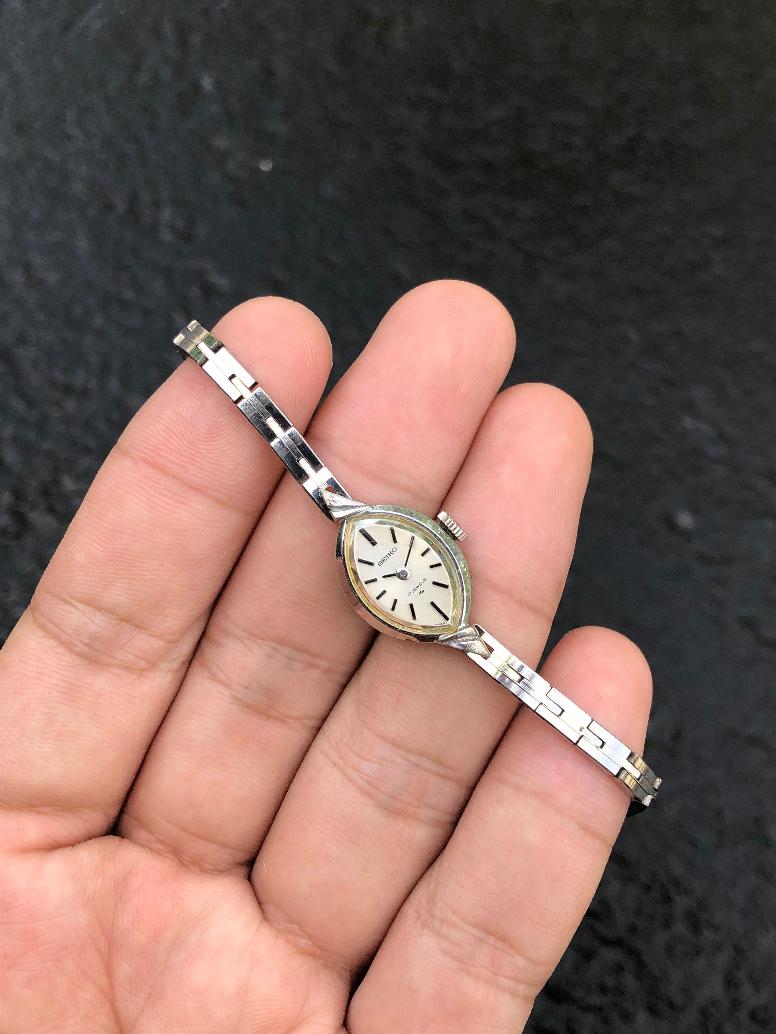 Seiko Vintage Seiko Ladies Manual-Winding Watch Size ONE SIZE - 1 Thumbnail