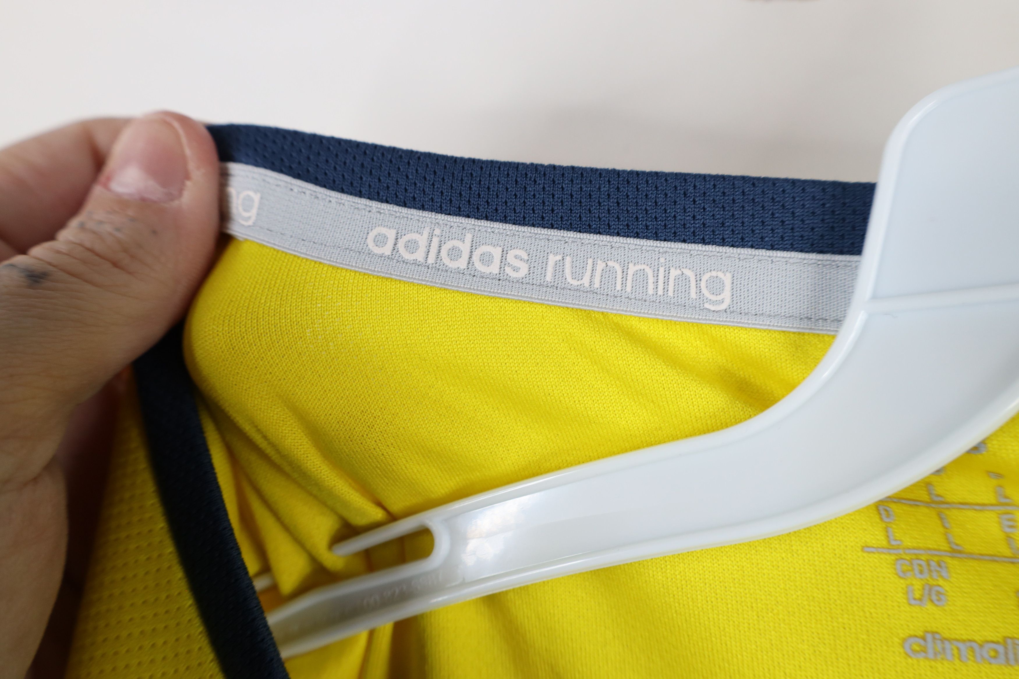 Adidas × Vintage Adidas Boston Marathon Striped Short Sleeve Running T-Shirt Size L / US 10 / IT 46 - 10 Thumbnail