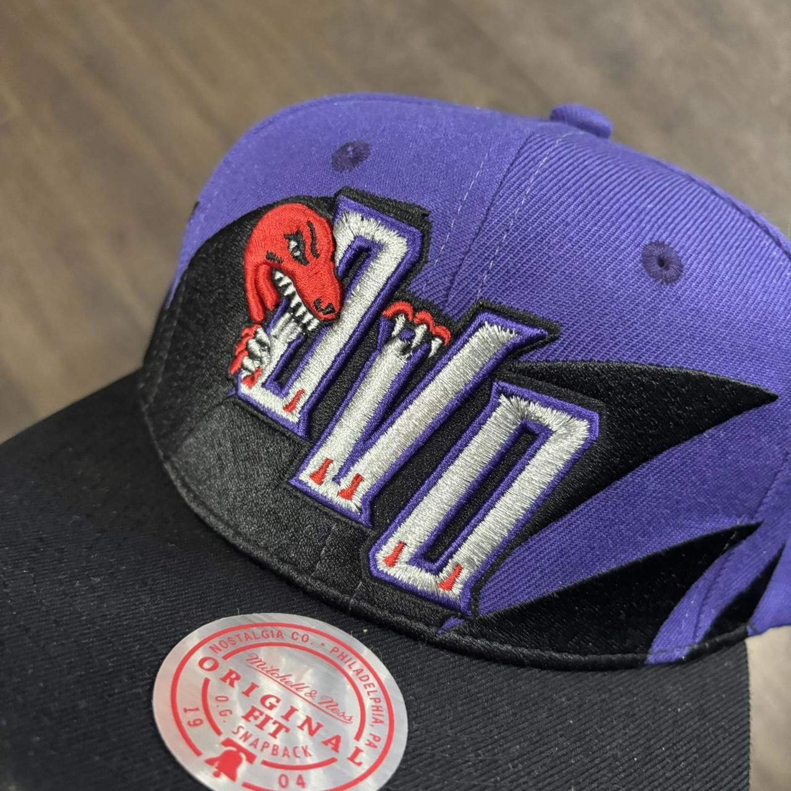 October's Very Own Toronto raptors ovo octobers very own shark bite hat Size ONE SIZE - 2 Thumbnail