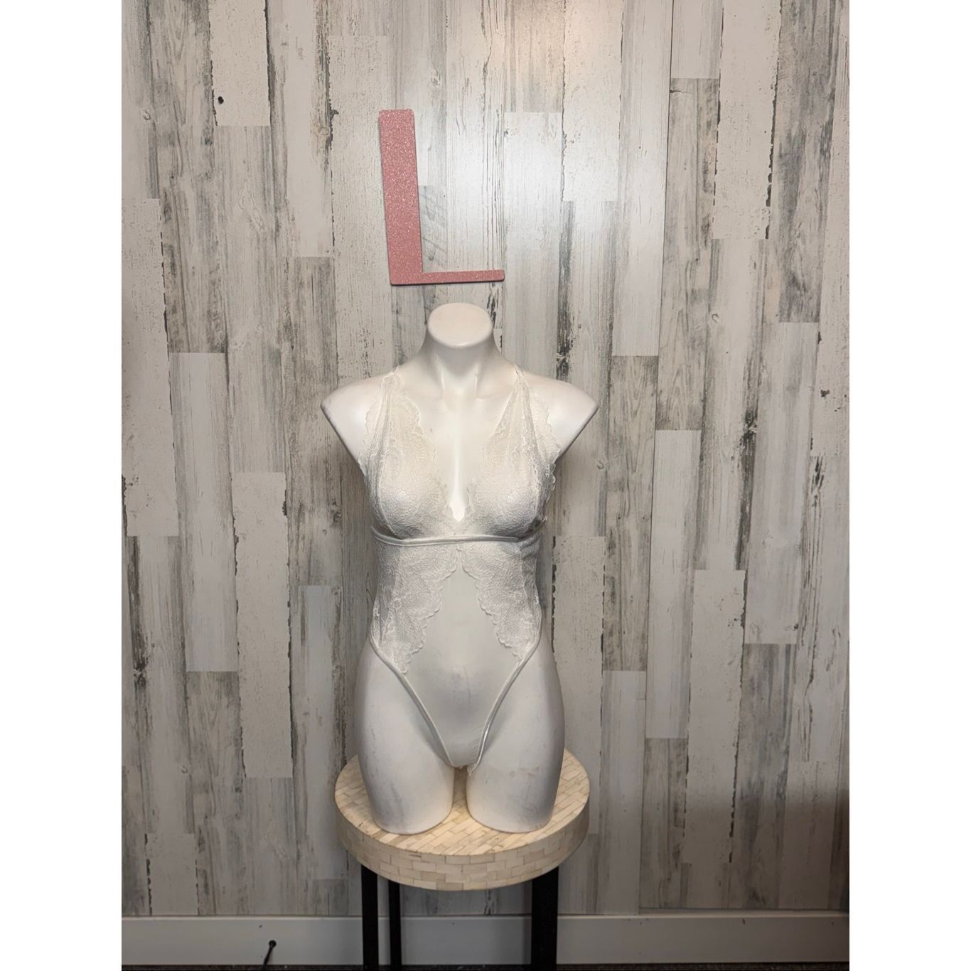 Other Bozzolo White Lace Bodysuit Women’s Size L Size L / US 10 / IT 46 - 1 Thumbnail