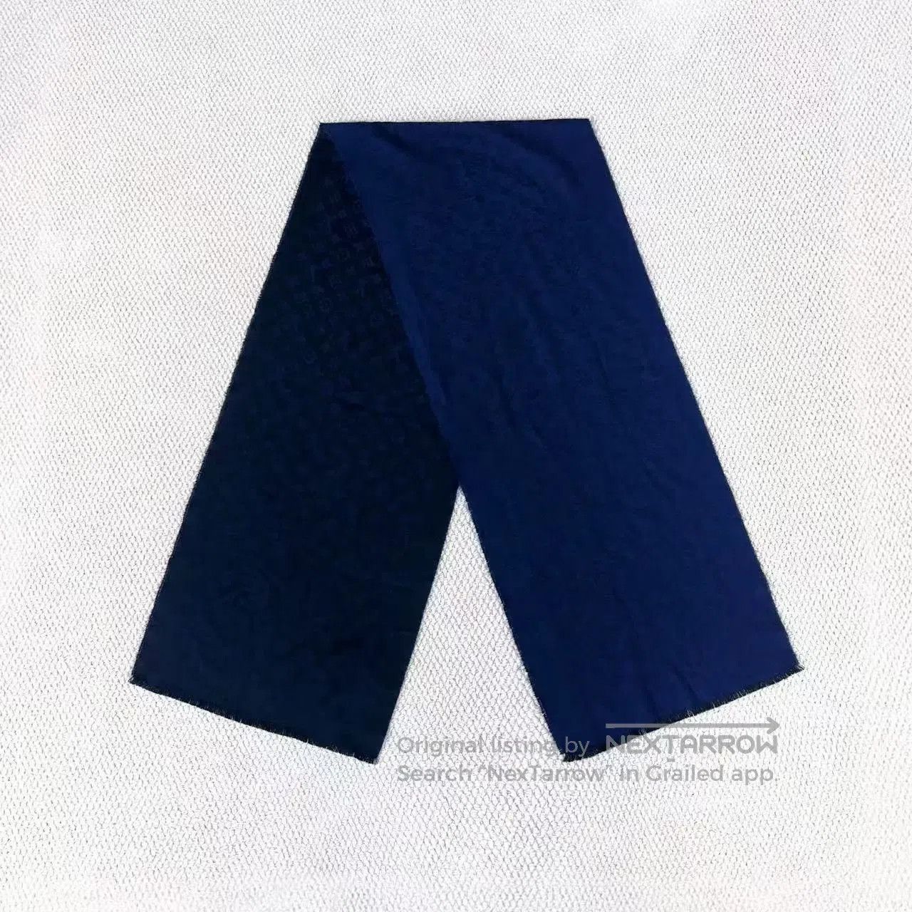 Louis Vuitton blue black reversible cashmere scarf. Size ONE SIZE - 2 Thumbnail