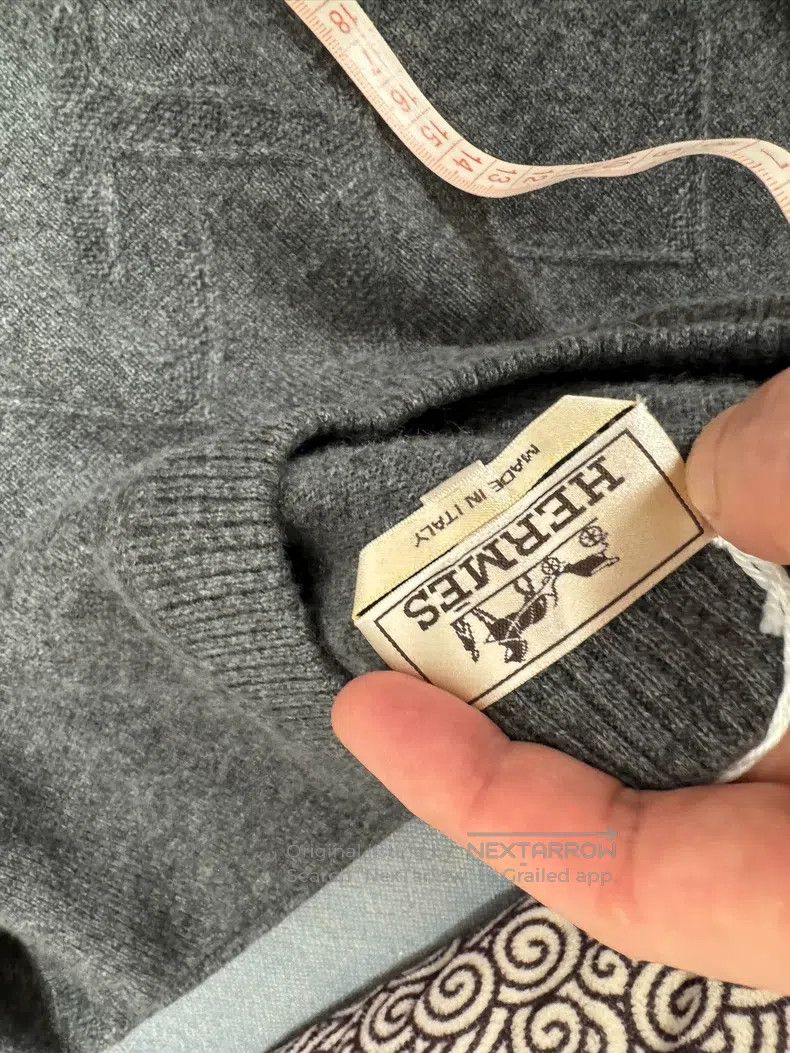 Hermes Hermes Cashmere sweater Size US S / EU 44-46 / 1 - 6 Thumbnail