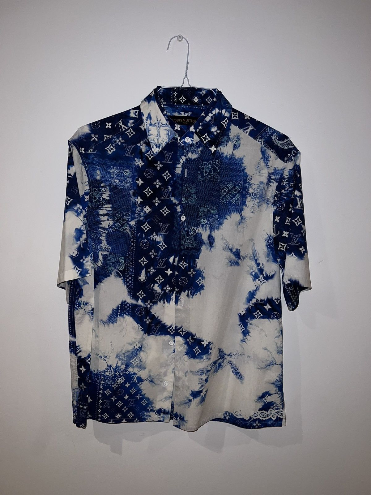 Louis Vuitton Monogram Bandana LV shirt Size US S / EU 44-46 / 1 - 1 Thumbnail