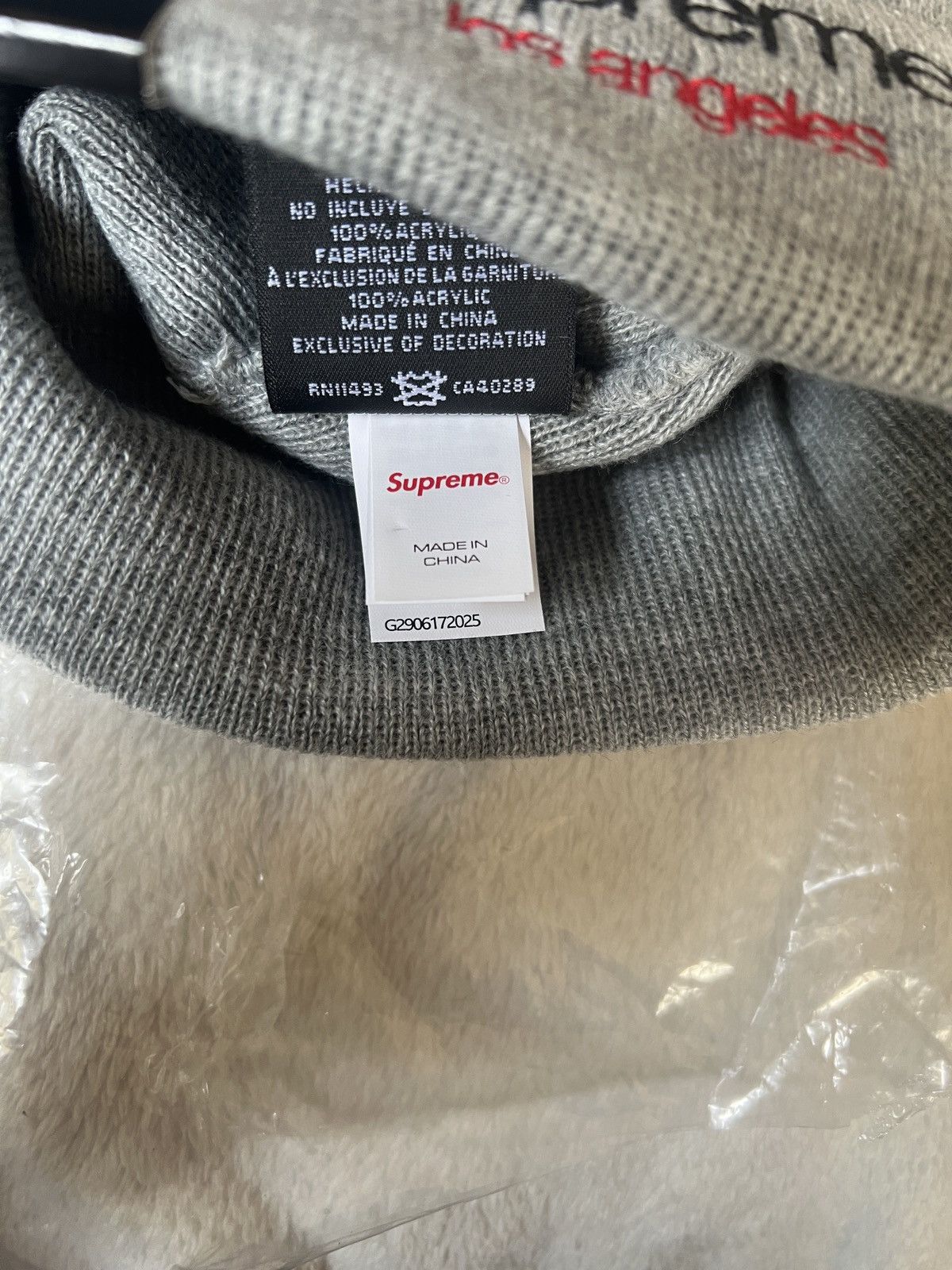 Supreme Supreme x New Era Classic Logo Shop Beanie - LA Exclusive Size ONE SIZE - 8 Thumbnail