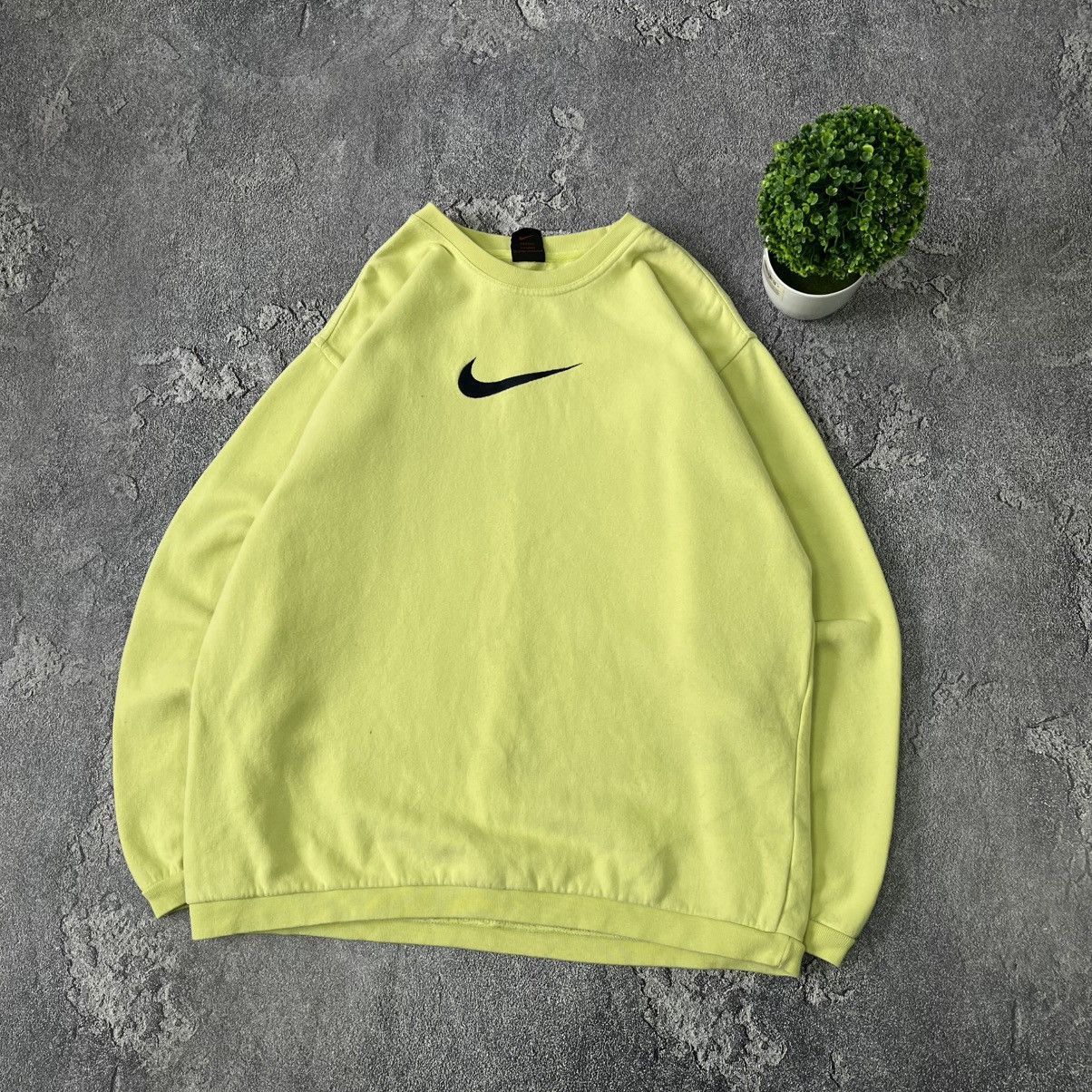 Nike Vintage Nike Sweatshirt Big Logo Y2K Streetwear Size S Size US S / EU 44-46 / 1 - 17 Thumbnail