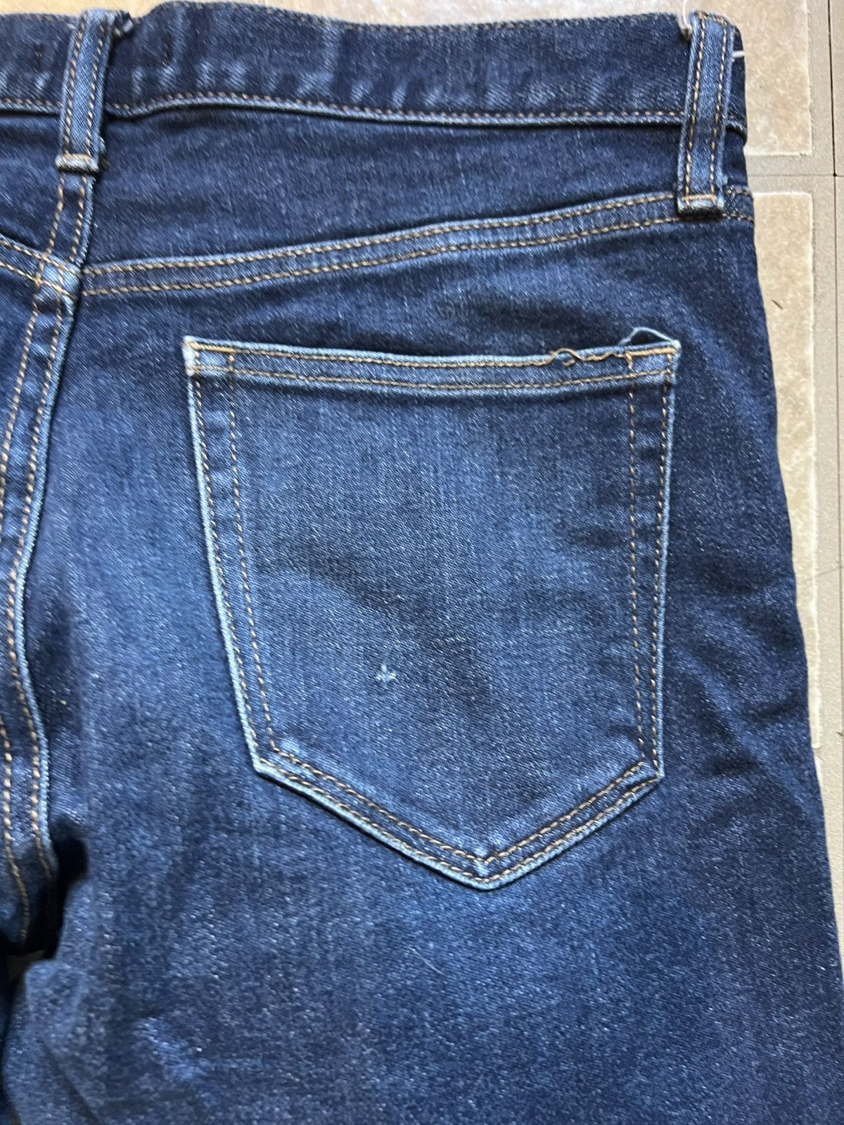 Uniqlo UNIQLO SKINNY JEANS Size US 31 - 5 Thumbnail