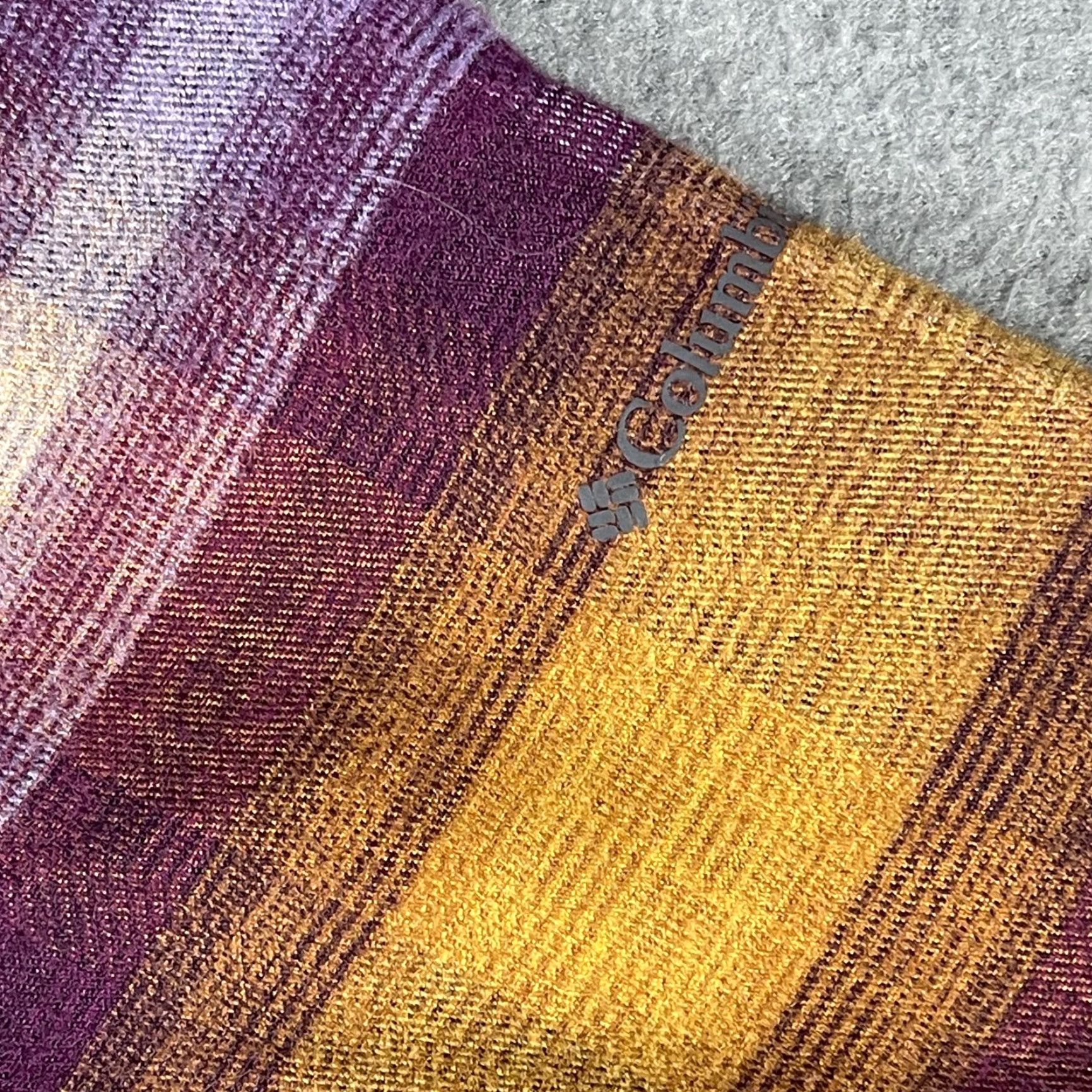 Vintage Columbia Flannel Shirt Womens XL Plaid Button-Up Long Sleeve Casual Outdoors Purple Yellow Embroidered Pockets Size XL / US 12-14 / IT 48-50 - 5 Thumbnail