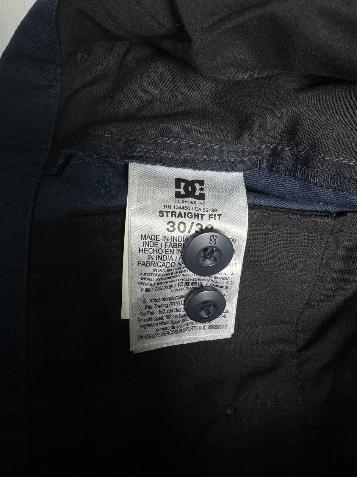 DC Essential DC Shoes Co Straight Fit Navy Chino Pants Size US 30 / EU 46 - 8 Thumbnail