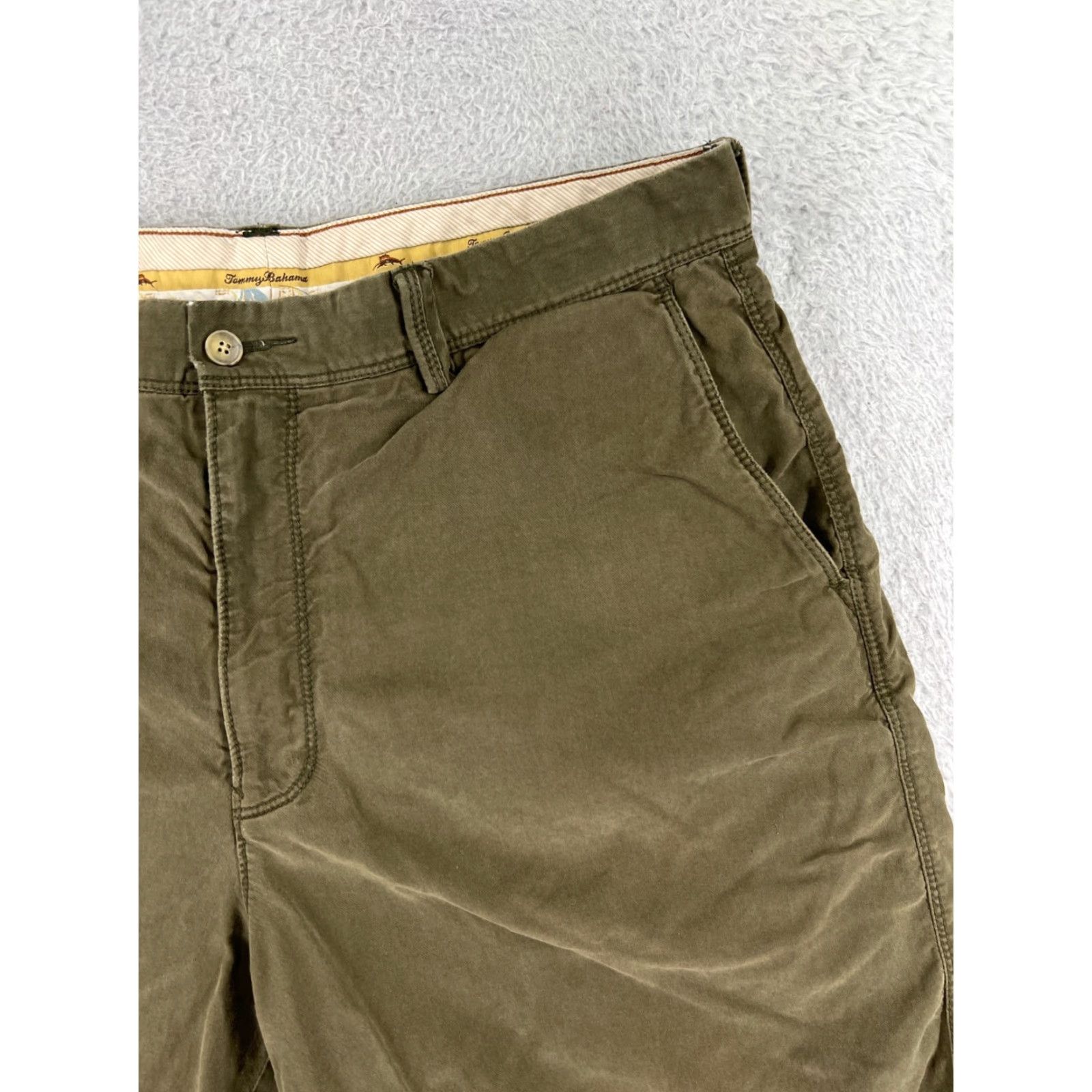Tommy Bahama Tommy Bahama Shorts Men 38 Green Cotton Blend Beach Resort Casual Cargo Pocket Inseam 9 in Regular Size US 38 / EU 54 - 7 Thumbnail