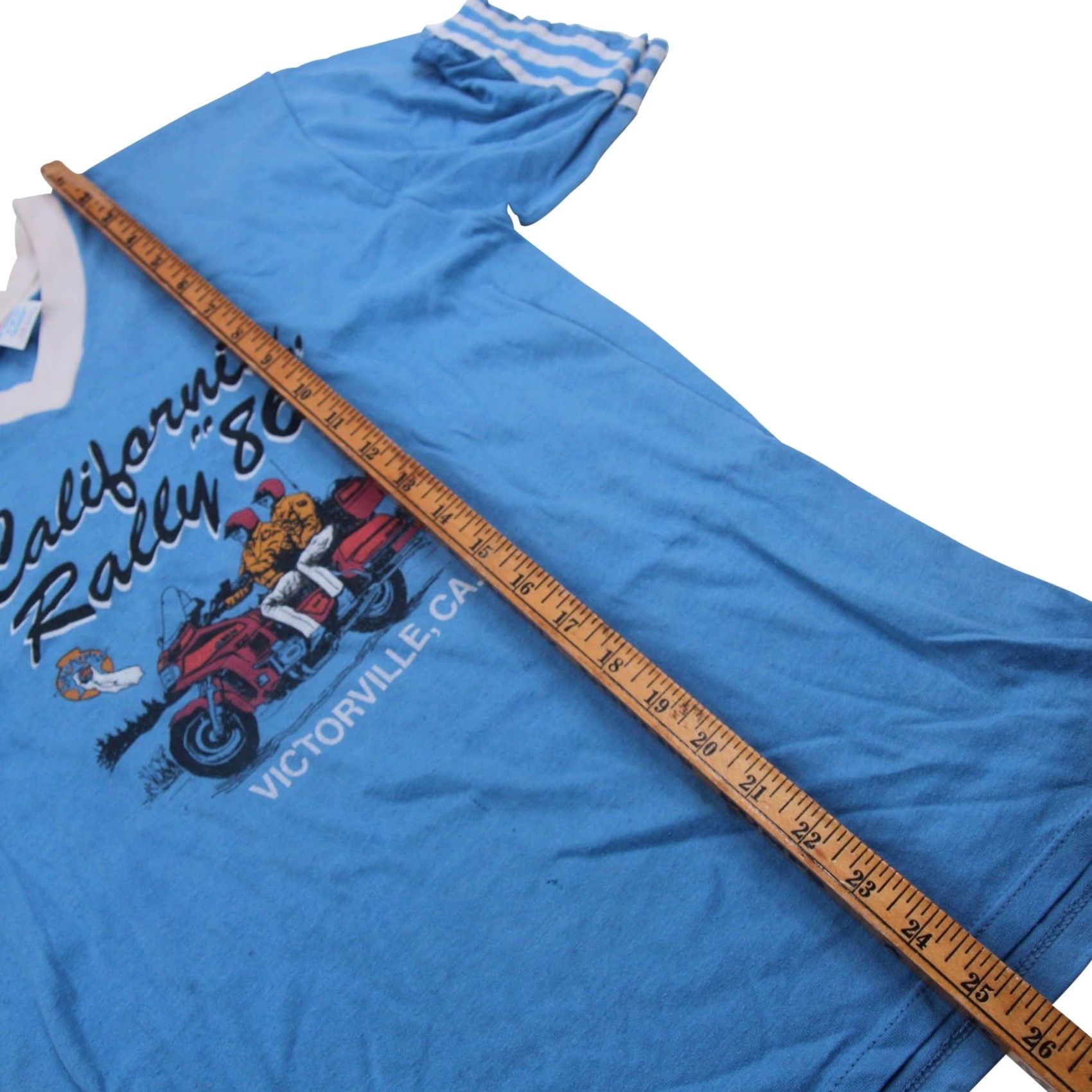 Vintage VINTAGE California Rally Mens T-Shirt Blue 1986 Medium Graphic Shirts Regular M Boys/Adults? Size US M / EU 48-50 / 2 - 7 Thumbnail