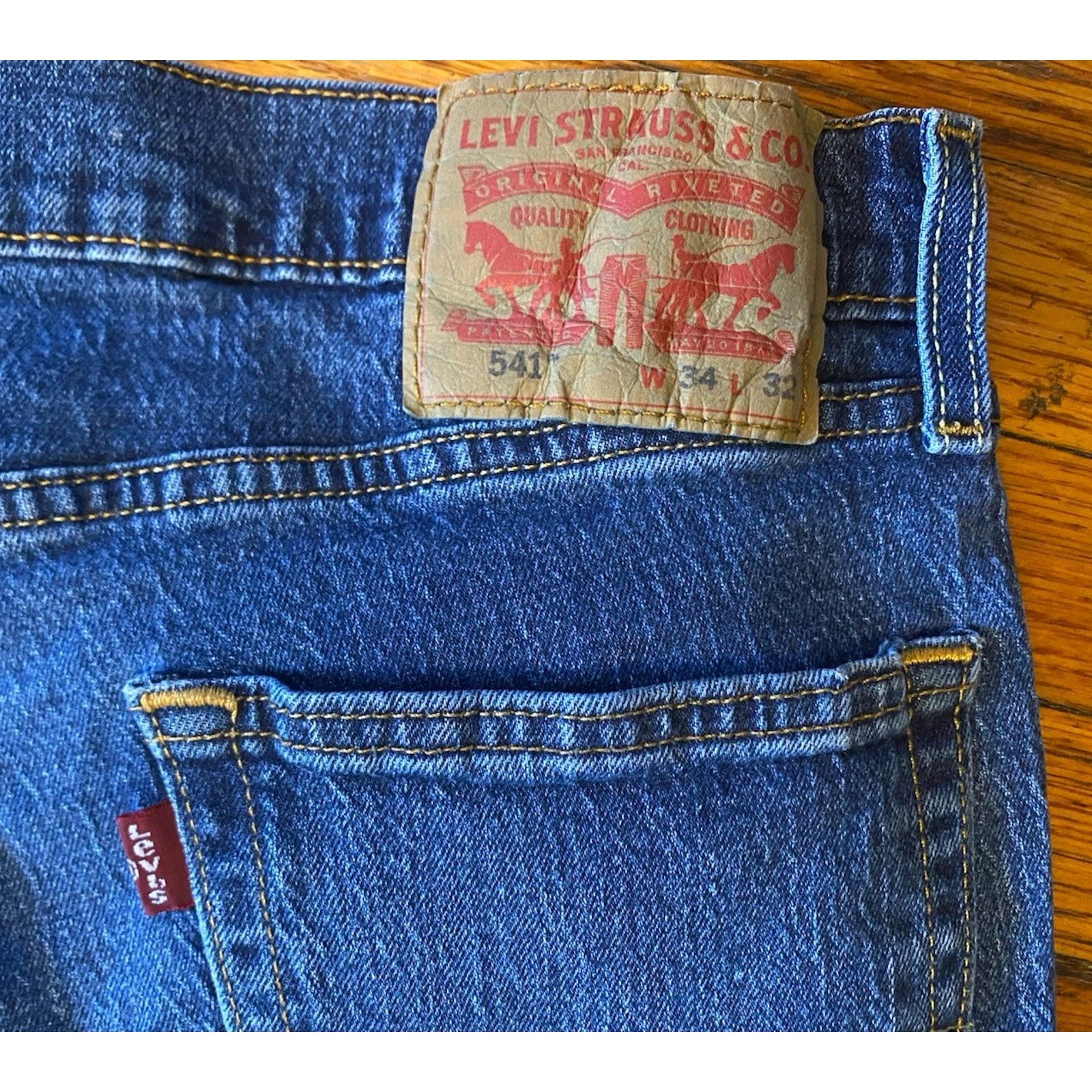 Levi's Levi’s 541 Classic Fit Jeans Men’s 34 X 32 Size US 34 / EU 50 - 3 Thumbnail