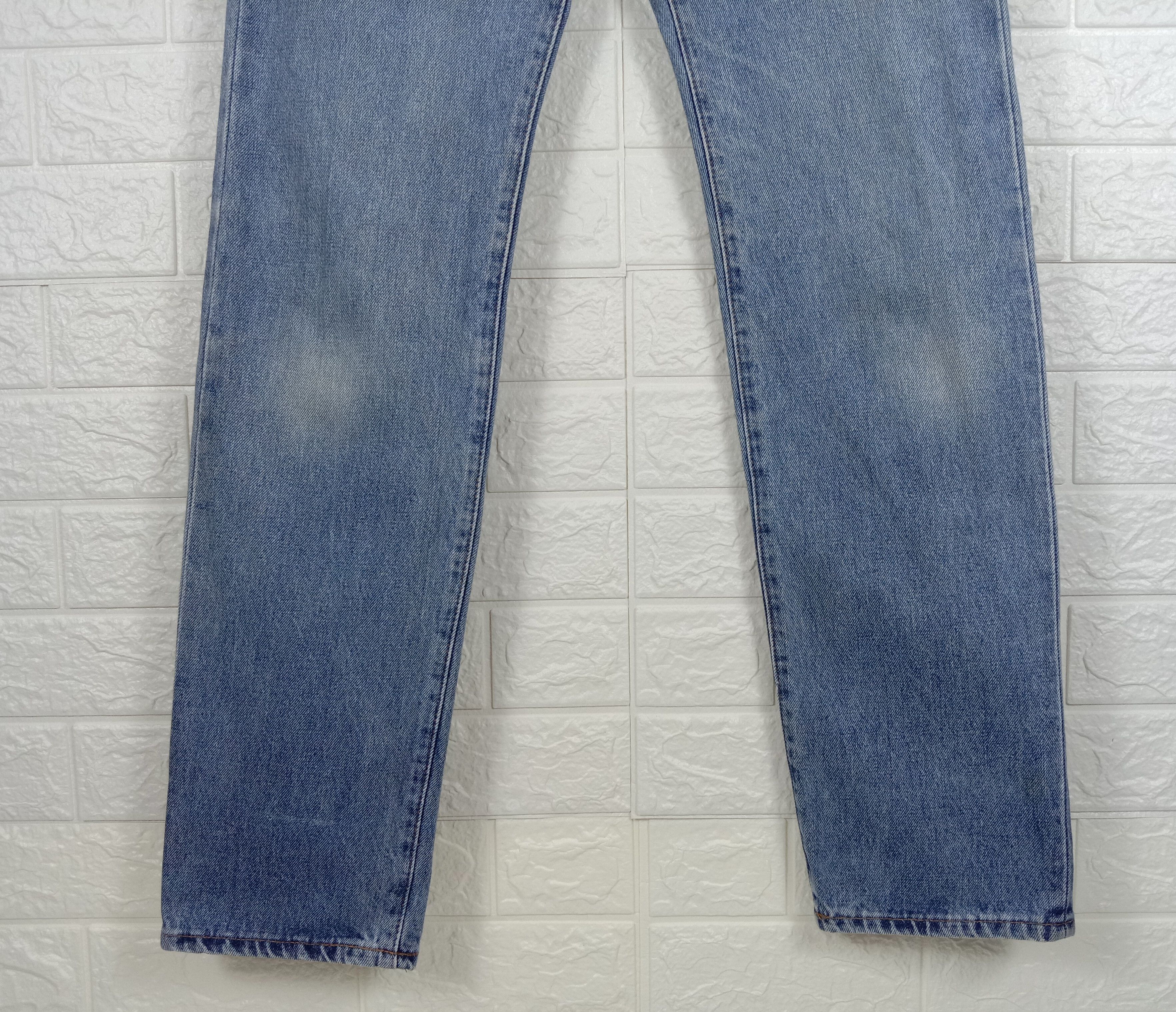 Levi's Vintage 90s Levi's 701 Big E Selvedge Jeans Blue Wash Denim Size 26" / US 2 / IT 38 - 4 Thumbnail