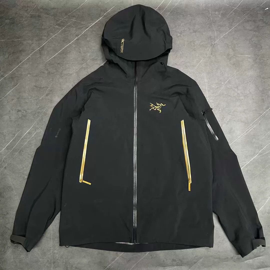 Arc'teryx Arc'teryx Black Designer Casual Size US XL / EU 56 / 4 - 1 Thumbnail