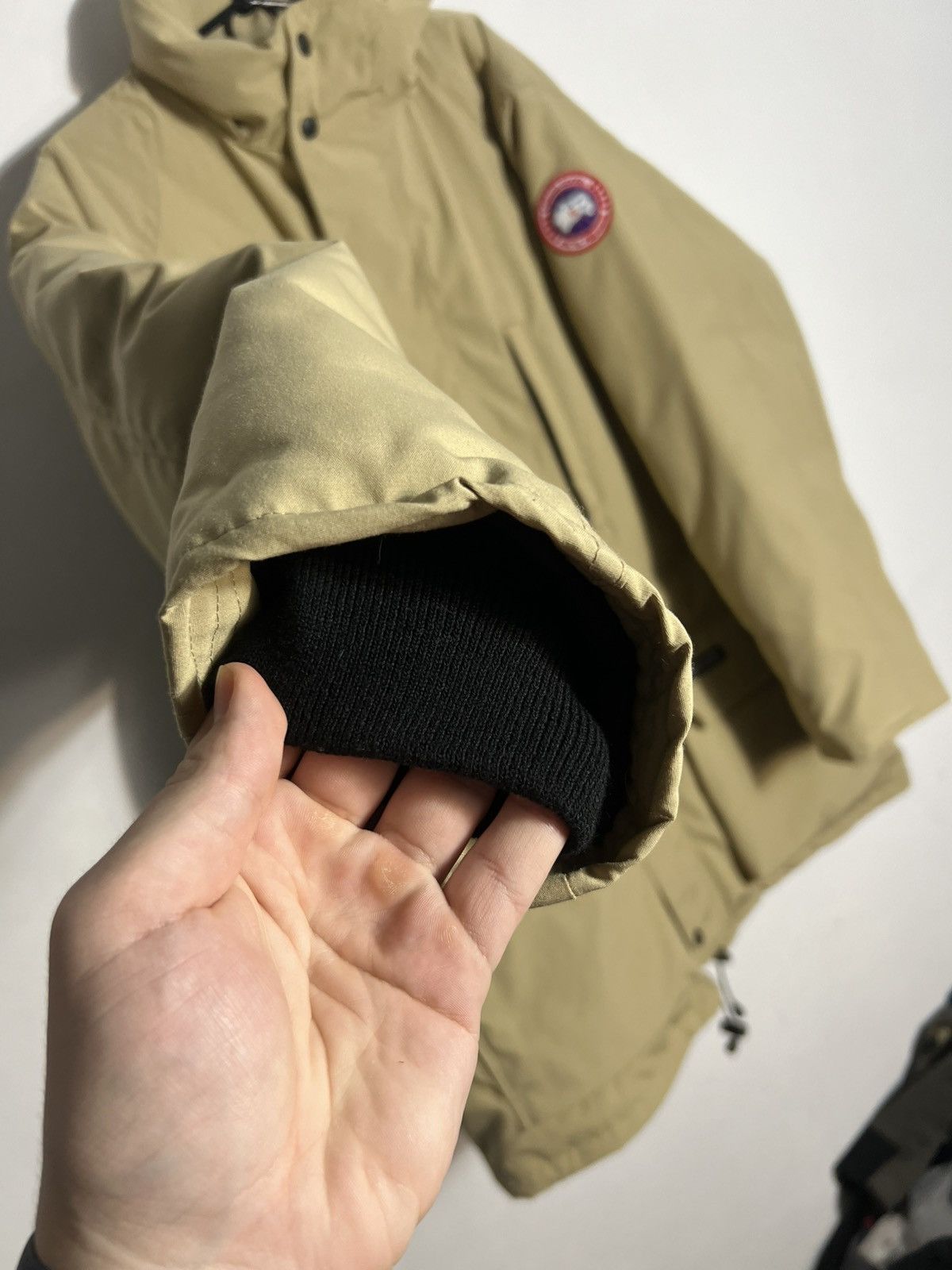 Canada Goose Canada Goose Puffer Jacket Size L Size US L / EU 52-54 / 3 - 4 Thumbnail
