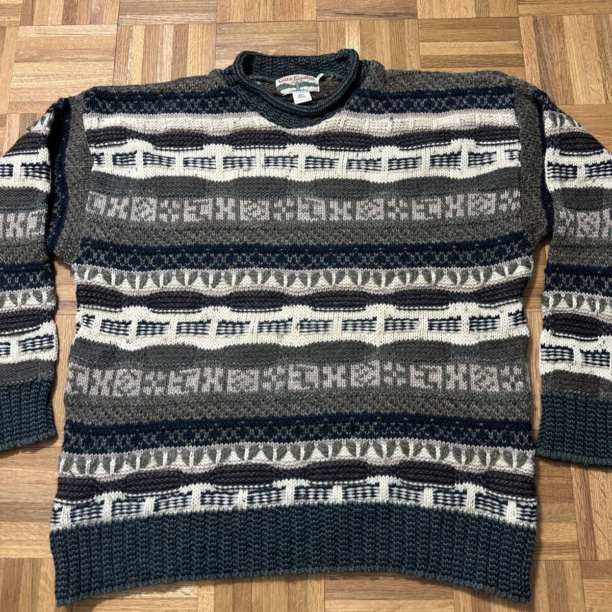 Vintage Vintage Celtic Country wool sweater Size US M / EU 48-50 / 2 - 3 Thumbnail