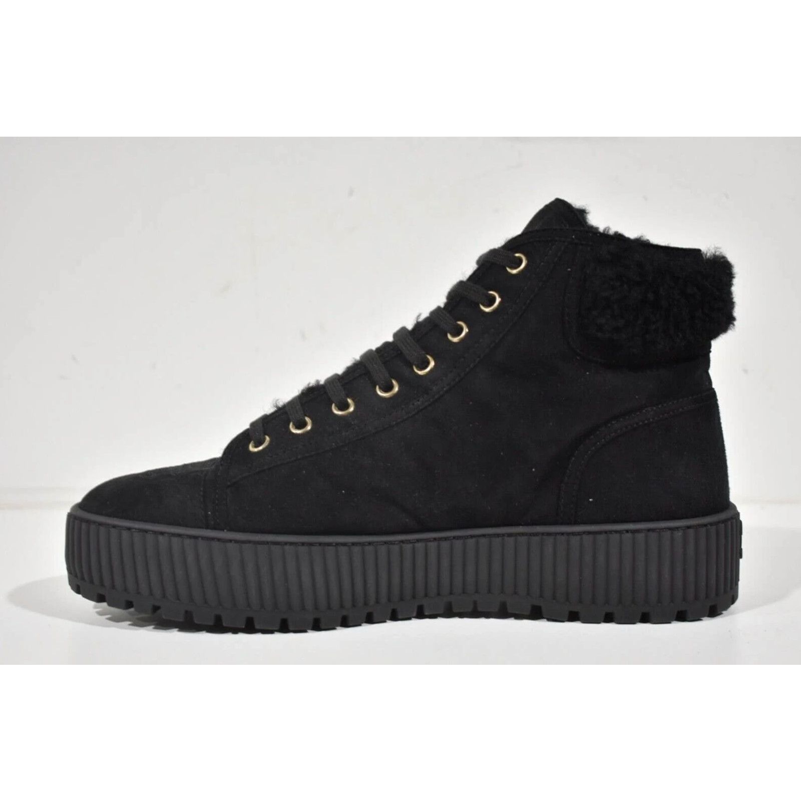 Chanel 21K Shearling Fur CC Logo Lace Up High Top Sneaker Boots 41 Size US 11 / IT 41 - 8 Thumbnail