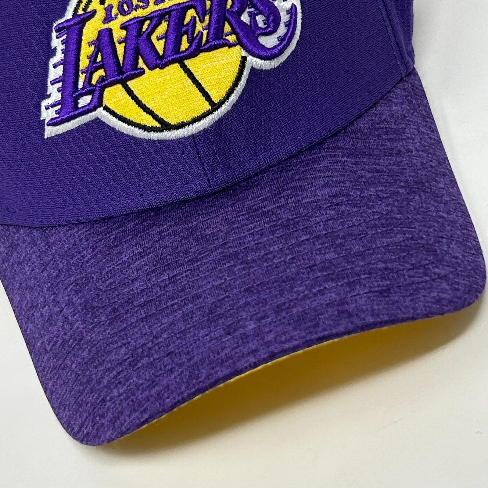 New Era Los Angeles LA Lakers Hat Baseball Cap Flex Fitted M-L Size ONE SIZE - 6 Thumbnail