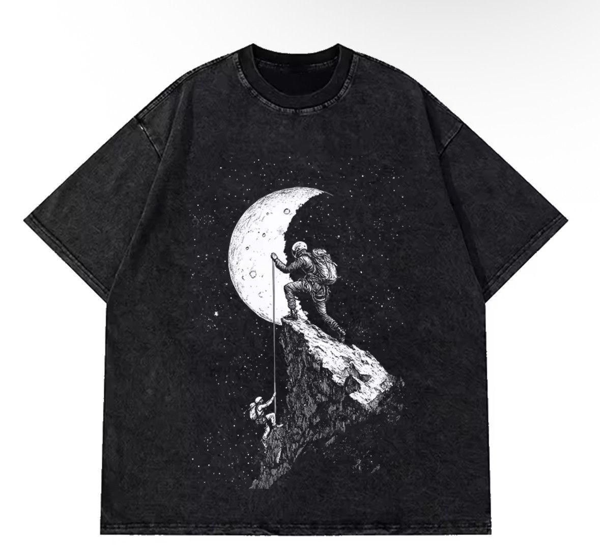 Japanese Brand Vintage Astronaut Moon Print Washed Short Sleeve T-Shirt Size US S / EU 44-46 / 1 - 1 Thumbnail