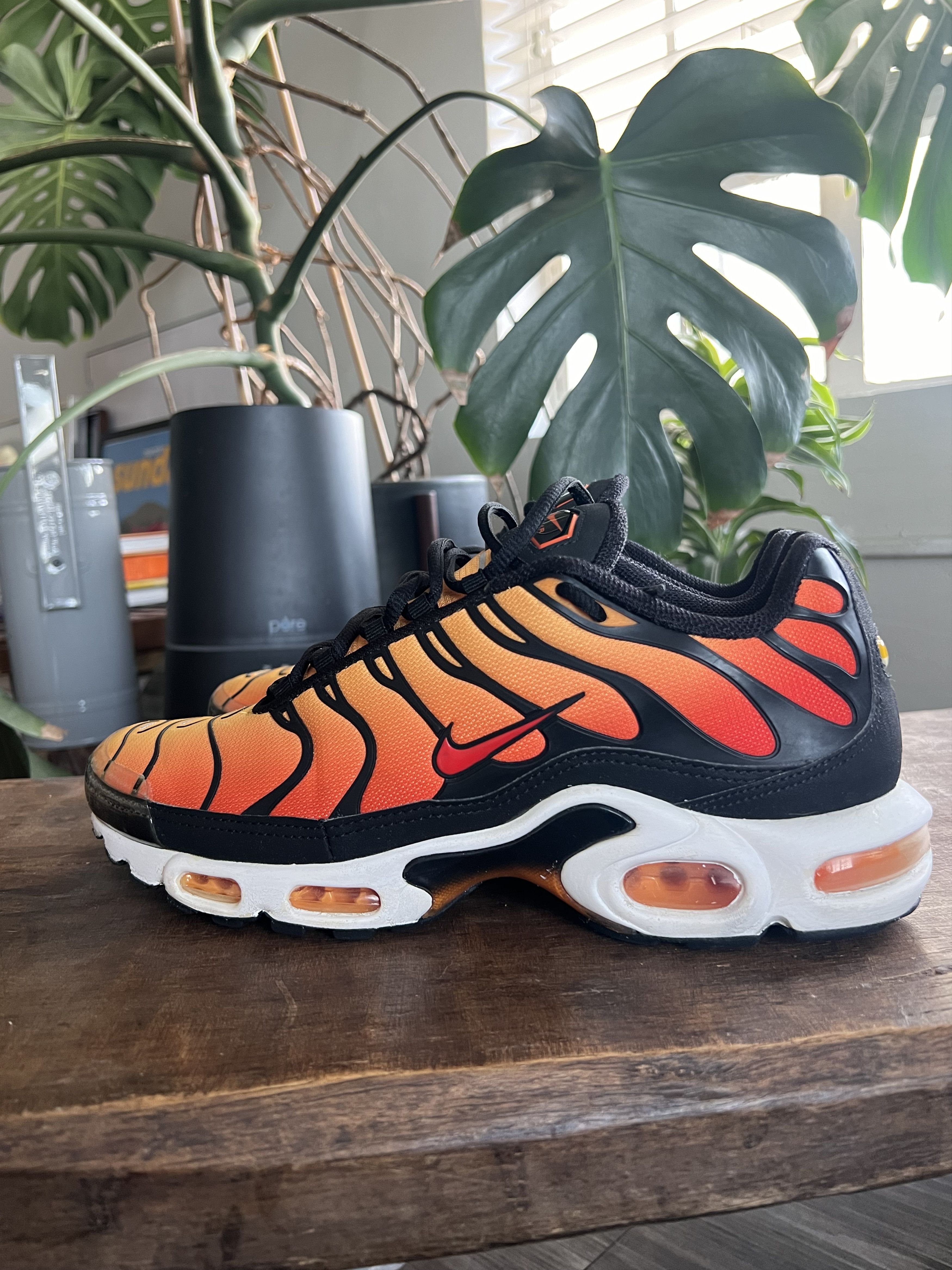 Nike Air Max Plus '2018 Sunset' Retro Size US 10 / EU 43 - 1 Thumbnail