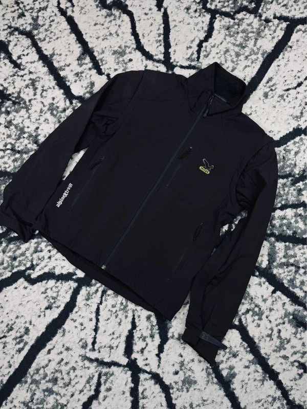 SALEWA alpinextreme 2 in 1 softshell jacket vest black M logo Size US M / EU 48-50 / 2 - 2 Thumbnail