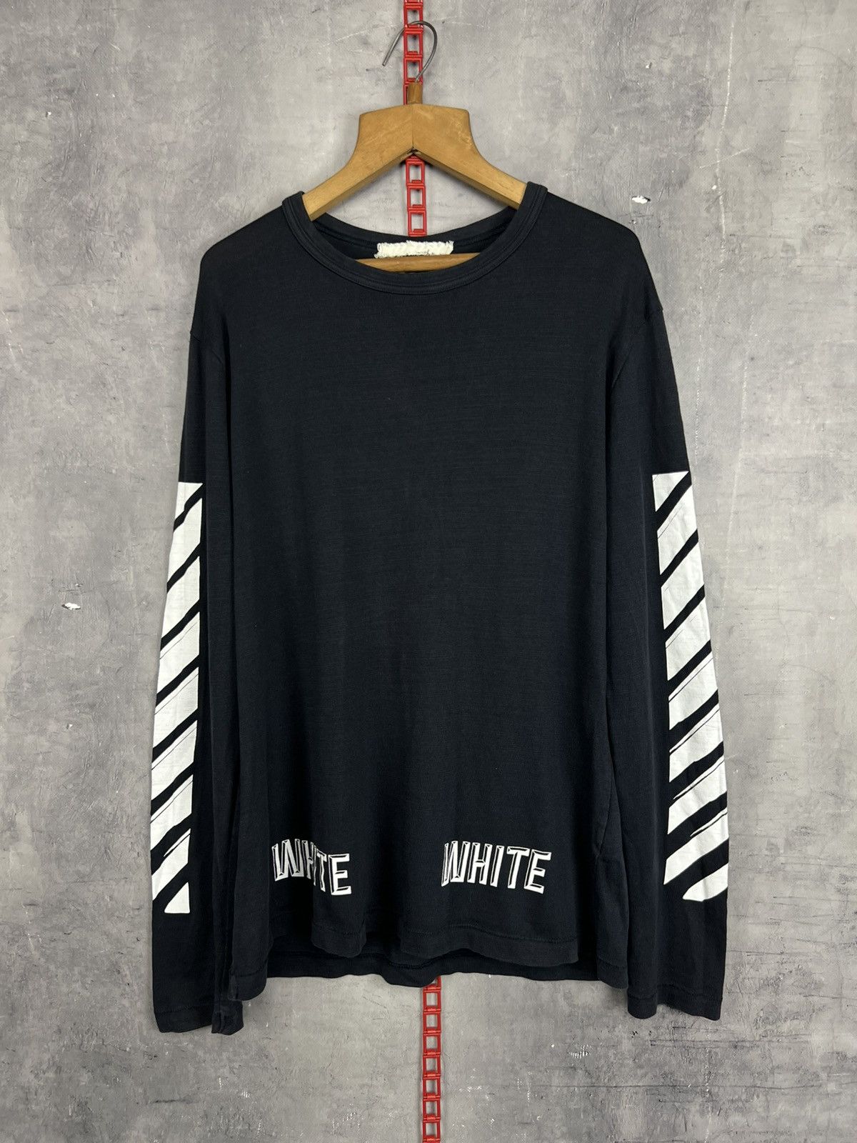 Off-White Off-White c/o Virgil Abloh 3D White Long Sleeve Size M Size US M / EU 48-50 / 2 - 1 Thumbnail