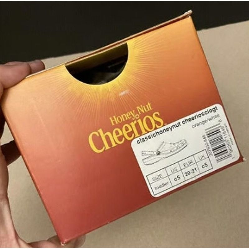 Crocs Crocs Honey Nut Cheerios Clogs Shoes Orange Sz 5 New W/ Box Size US 5 / IT 35 - 9 Thumbnail